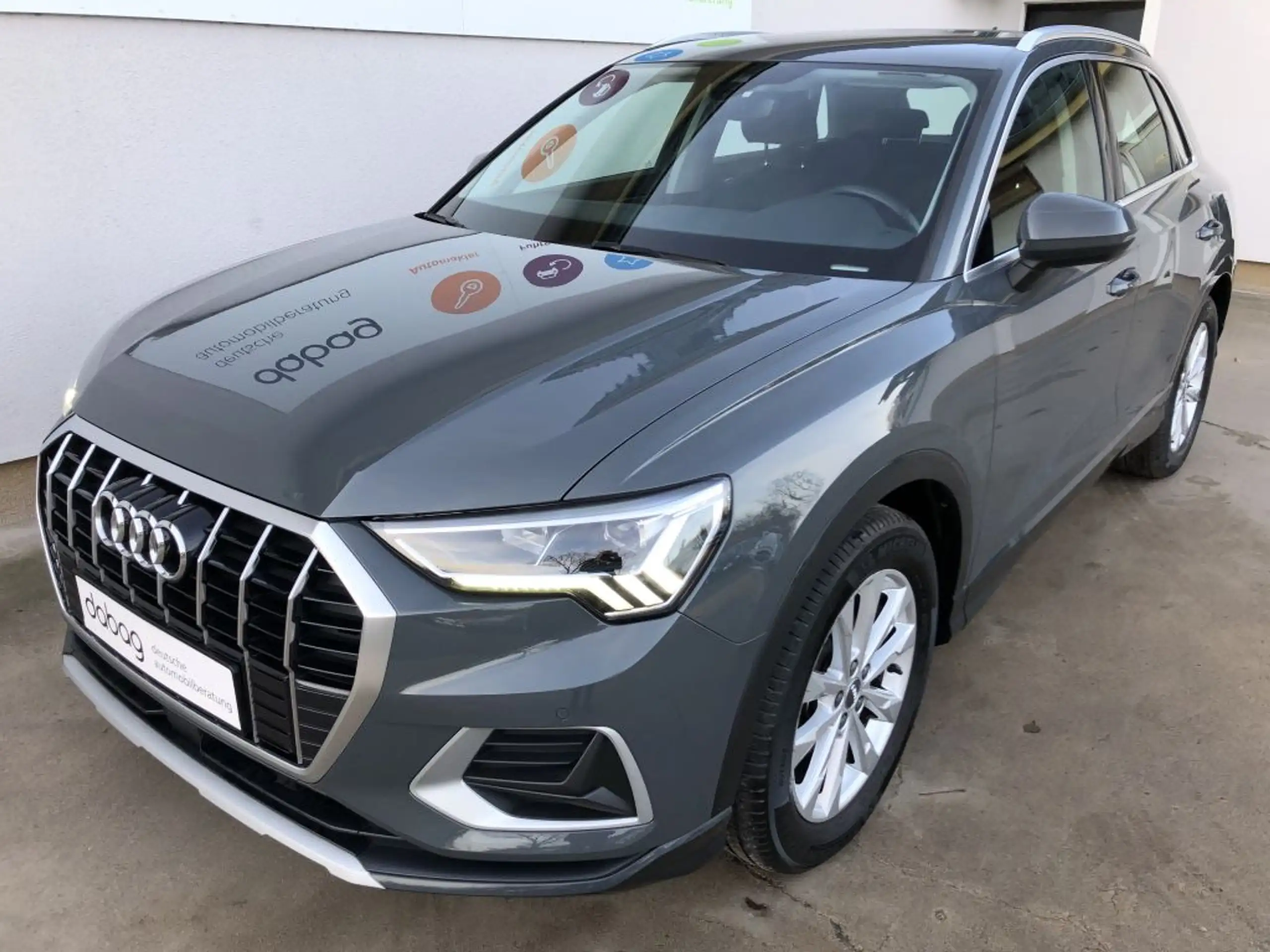 Audi - Q3