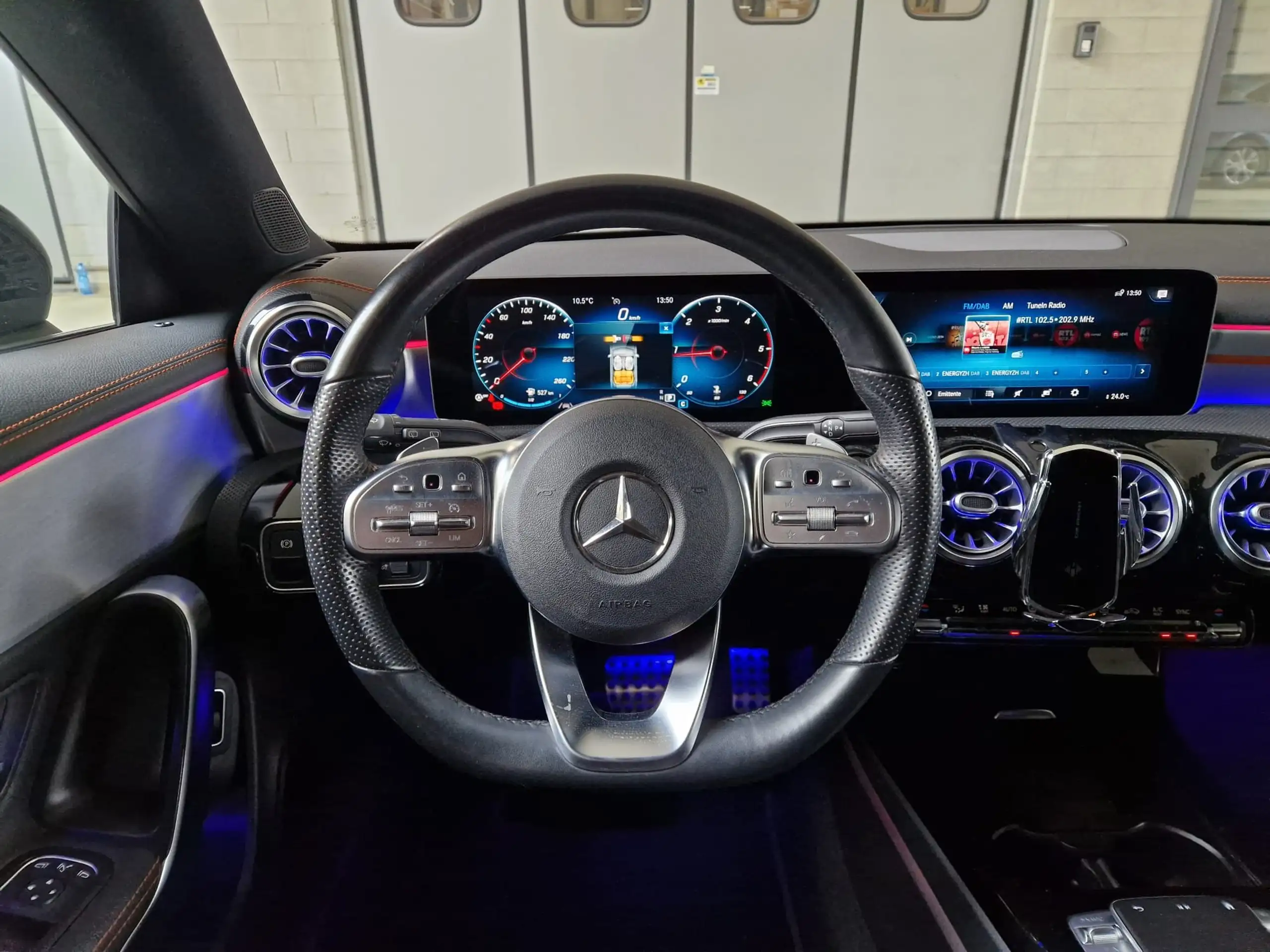 Mercedes-Benz - CLA 180