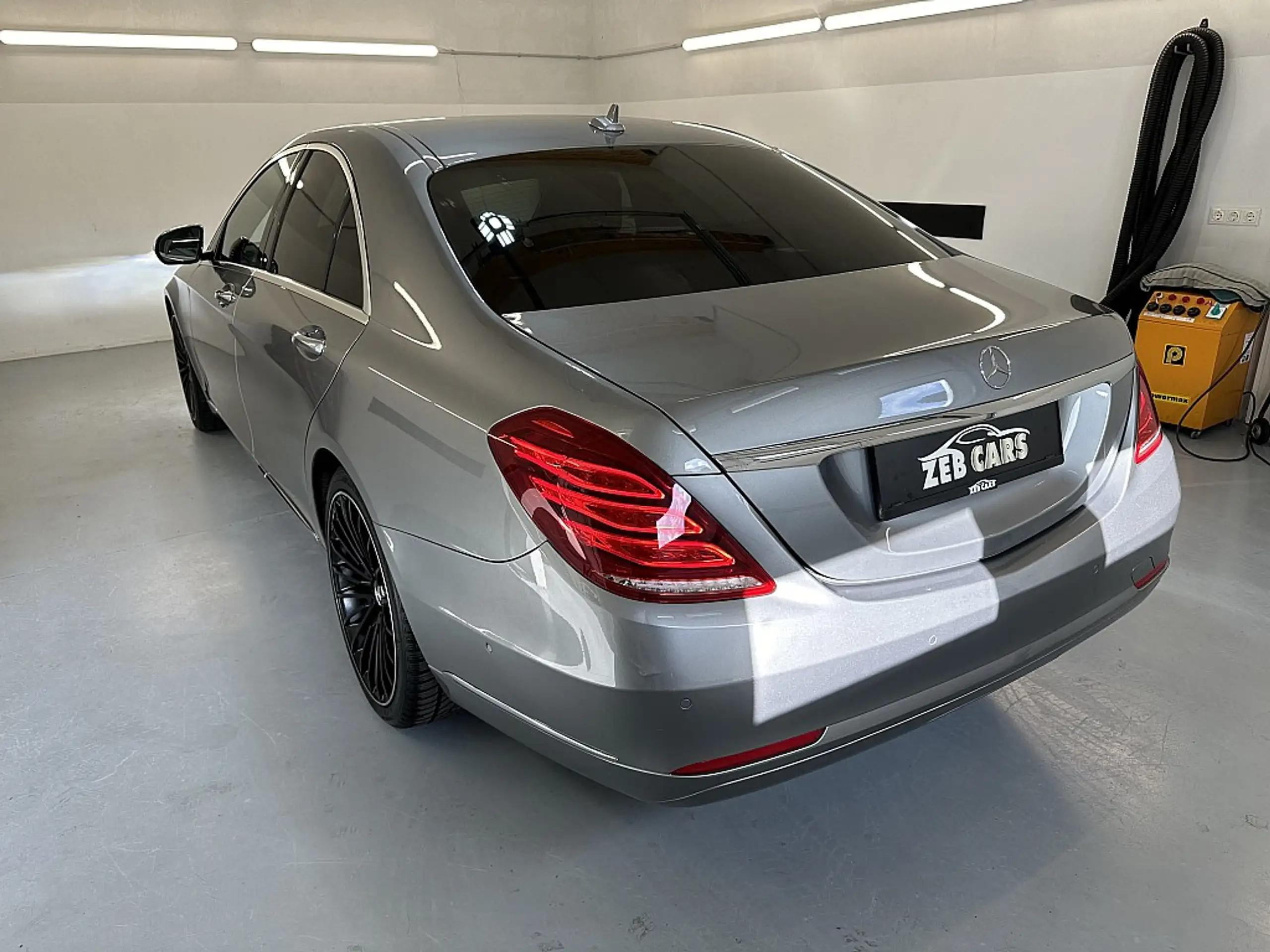 Mercedes-Benz - S 350