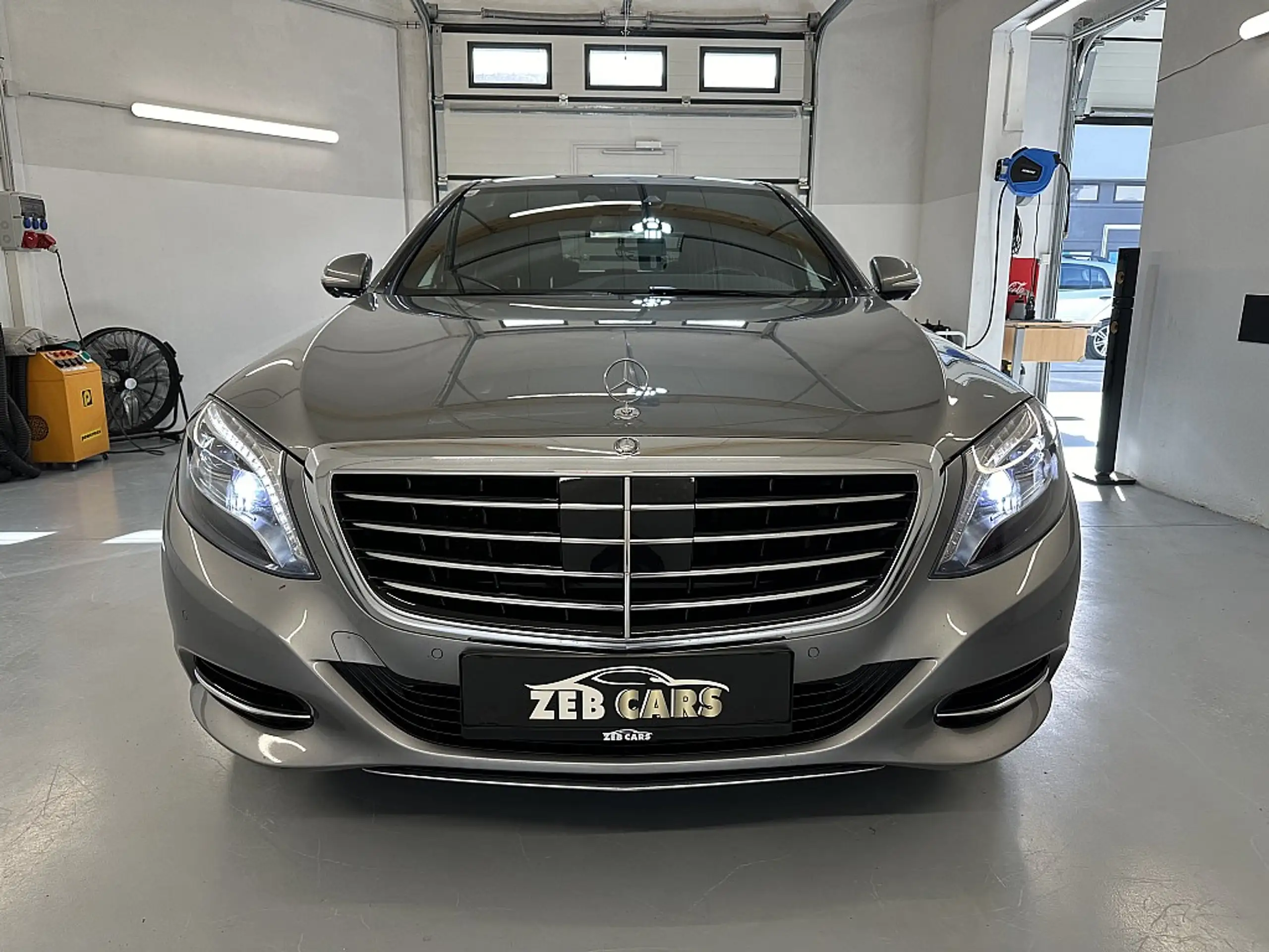 Mercedes-Benz - S 350