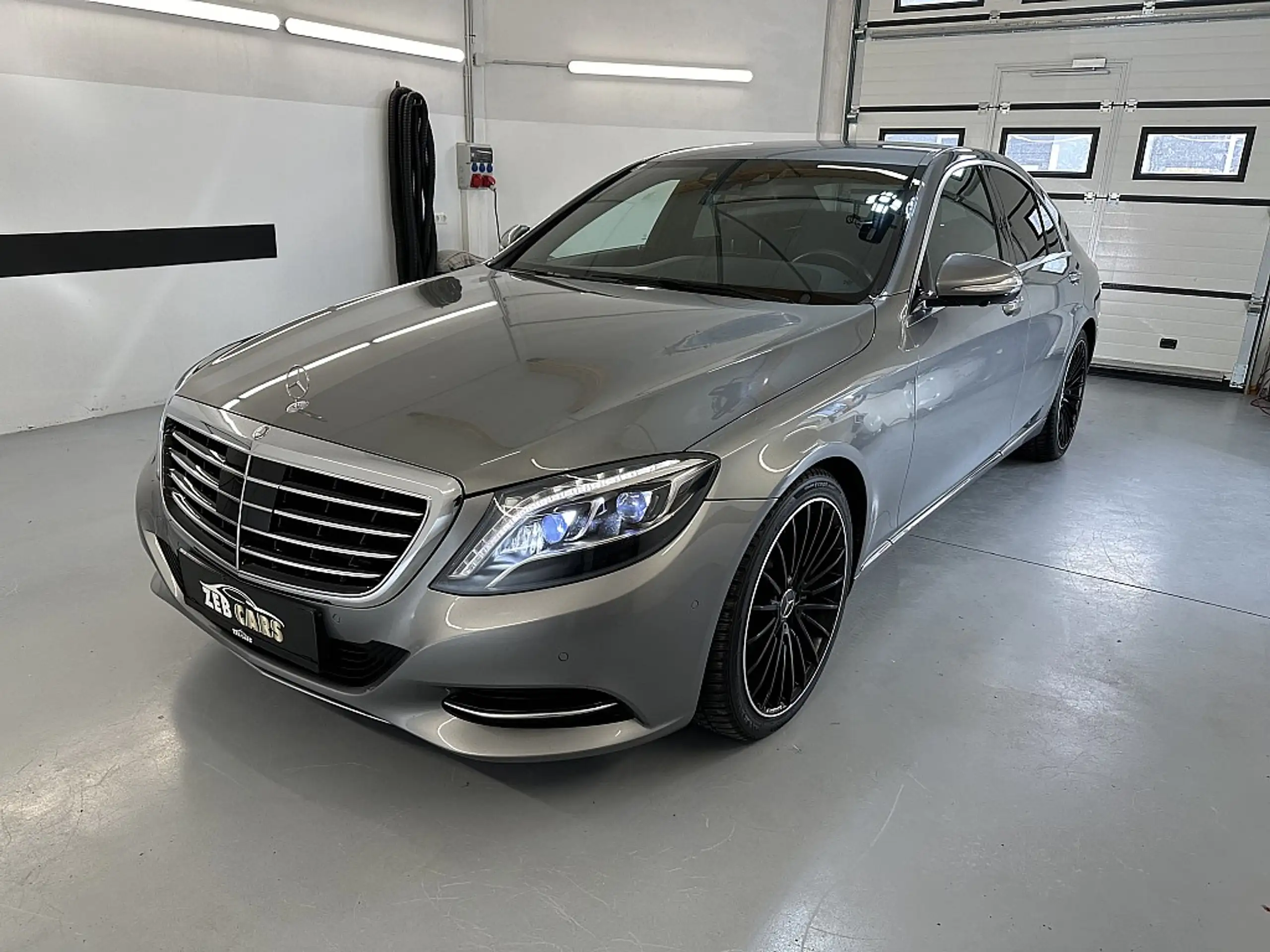 Mercedes-Benz - S 350