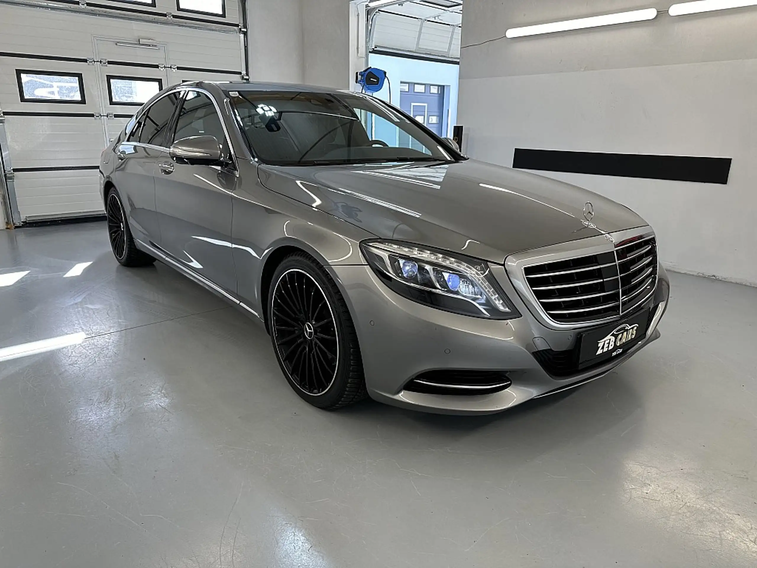 Mercedes-Benz - S 350