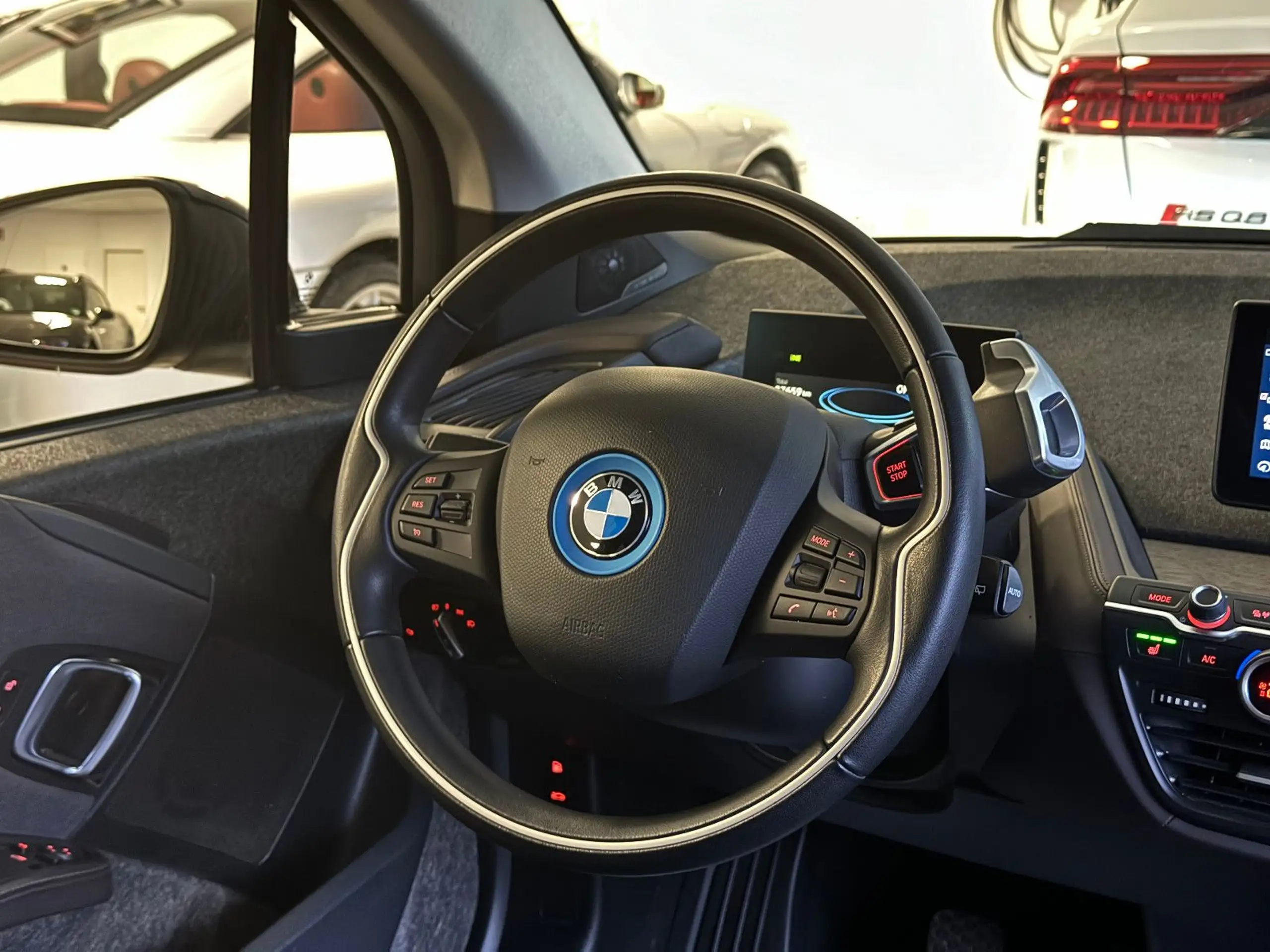 BMW - i3