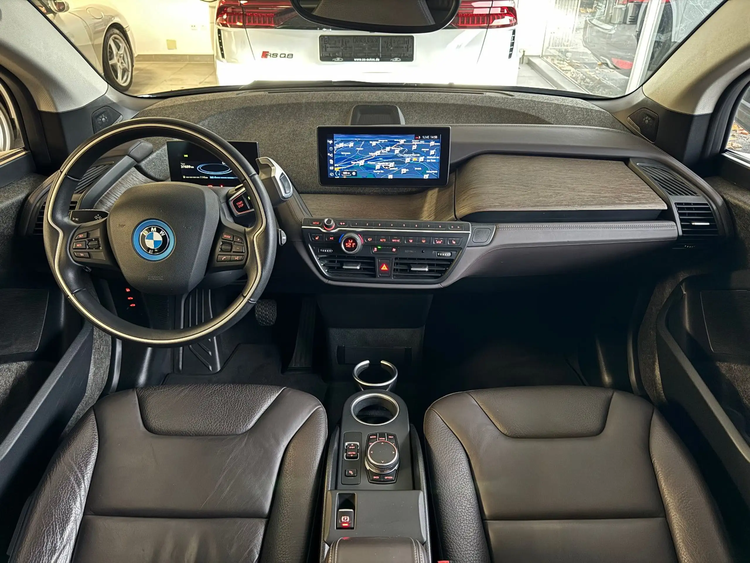 BMW - i3