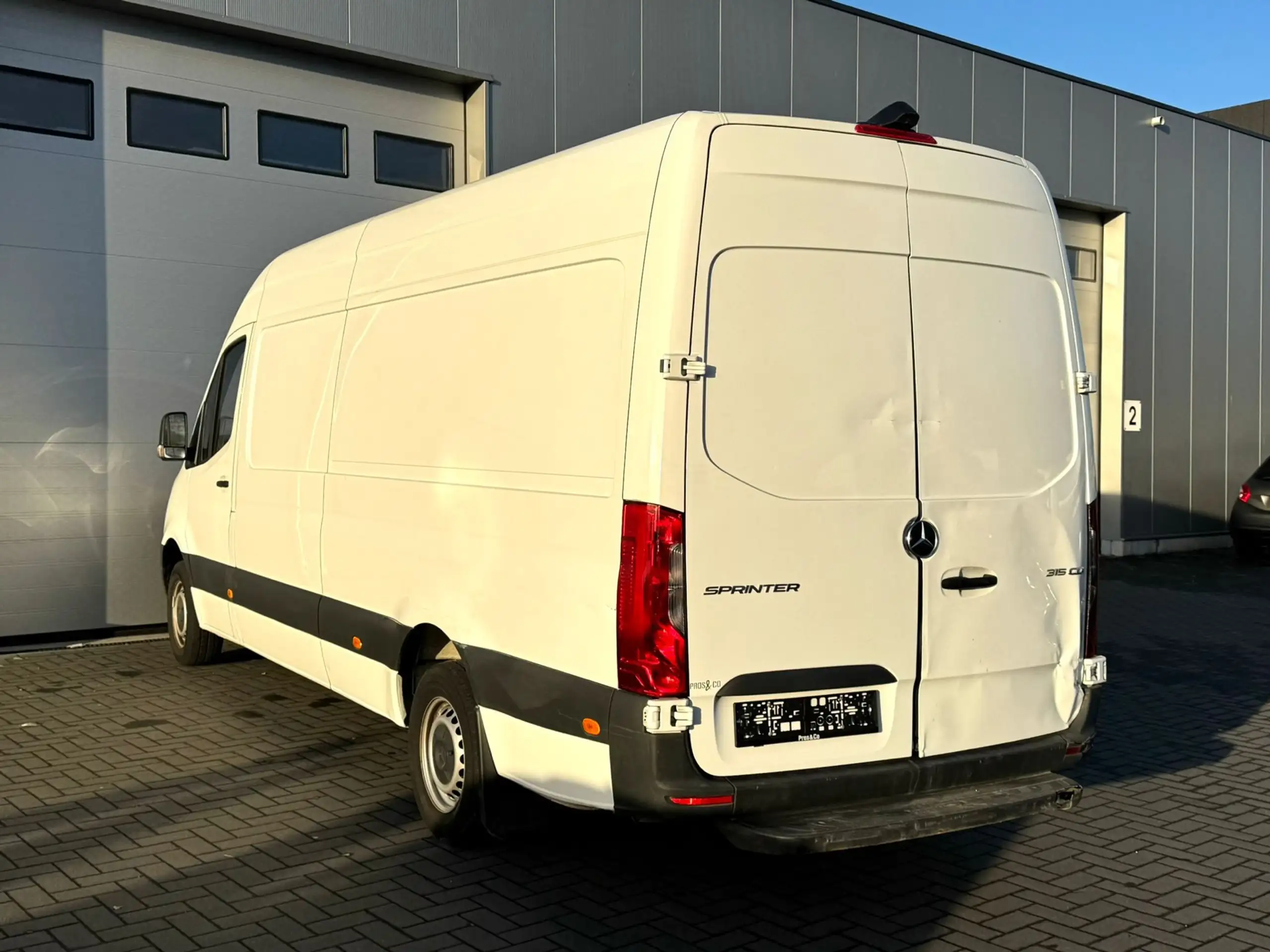 Mercedes-Benz - Sprinter