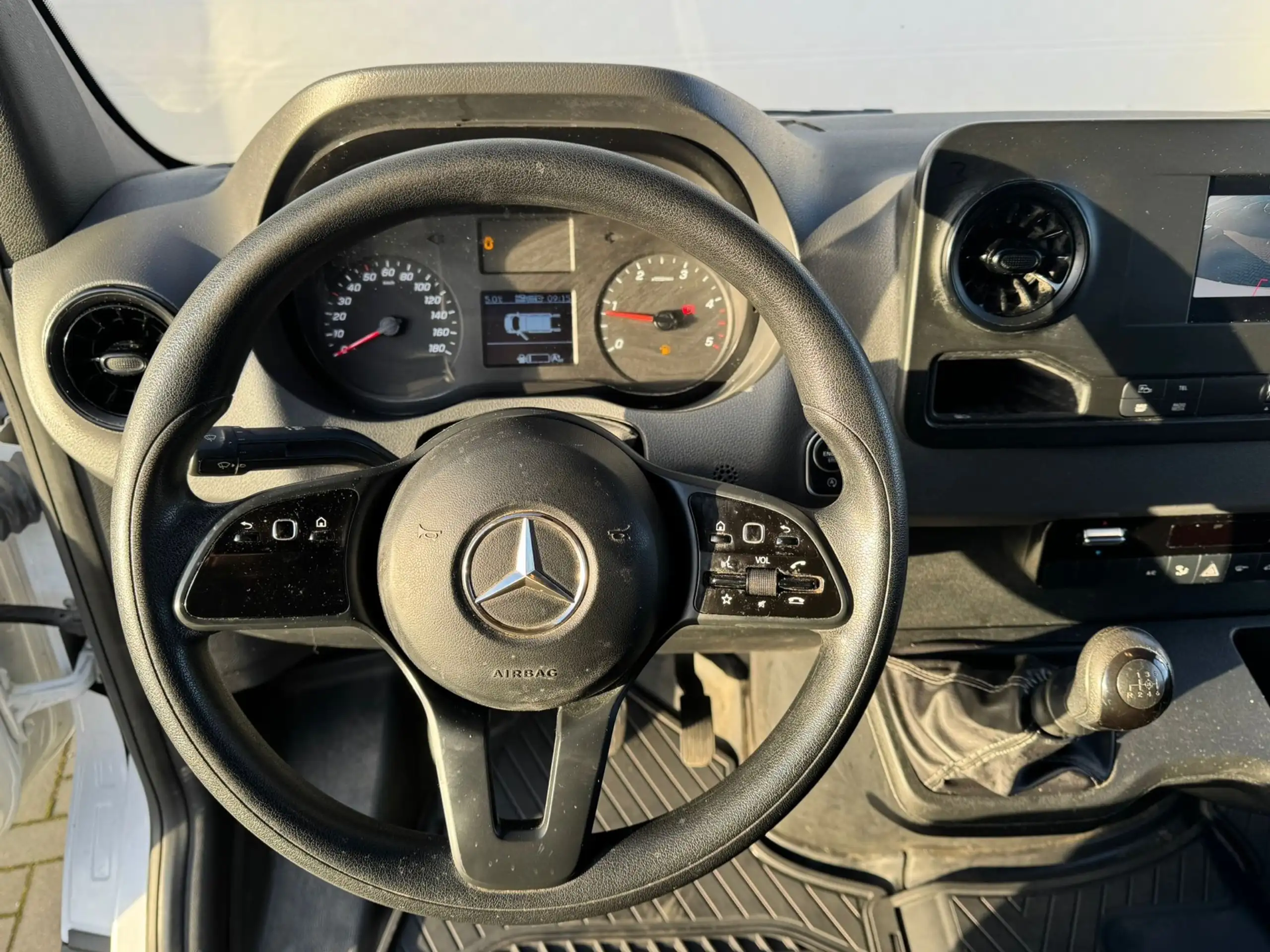 Mercedes-Benz - Sprinter