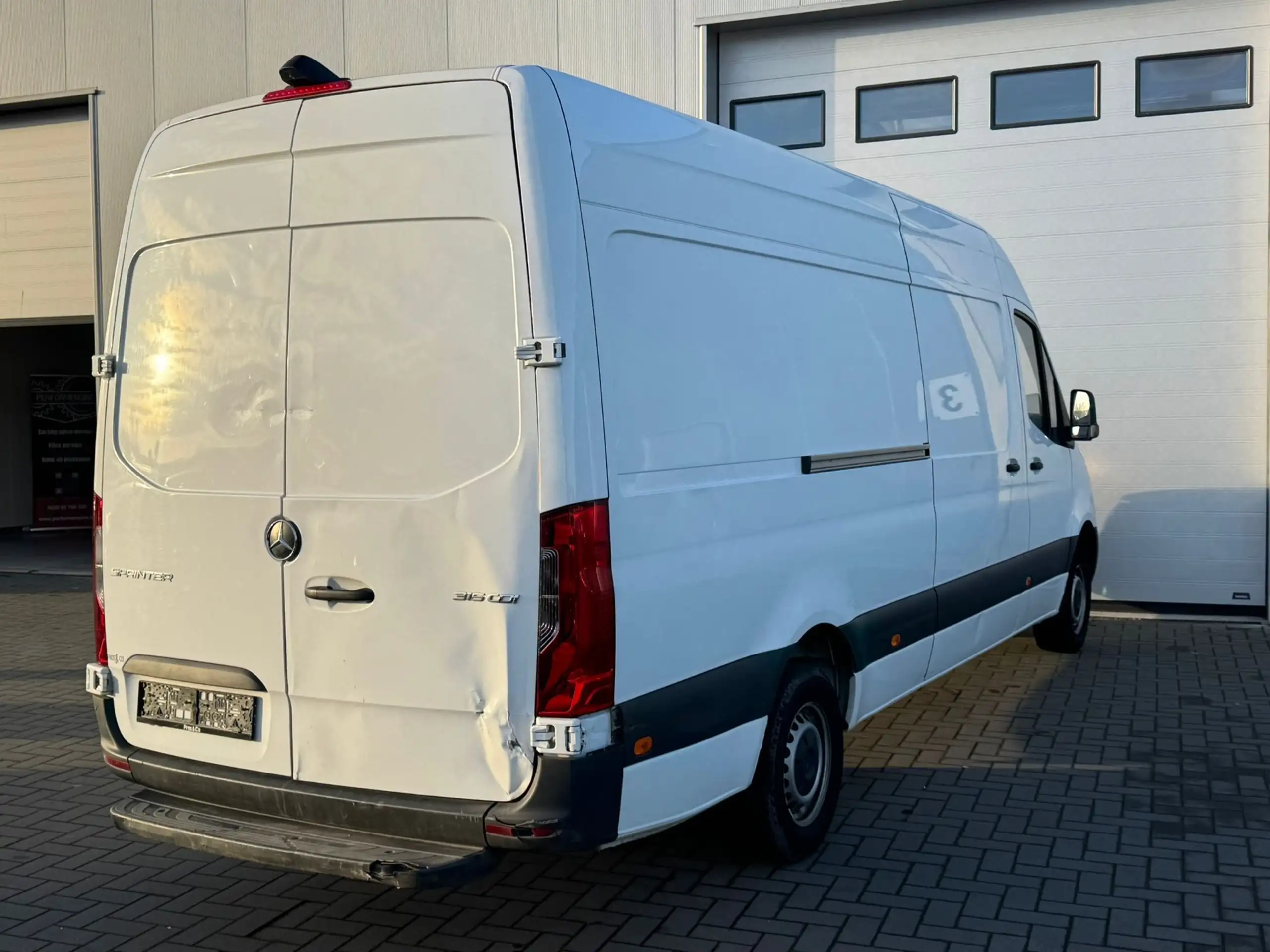 Mercedes-Benz - Sprinter