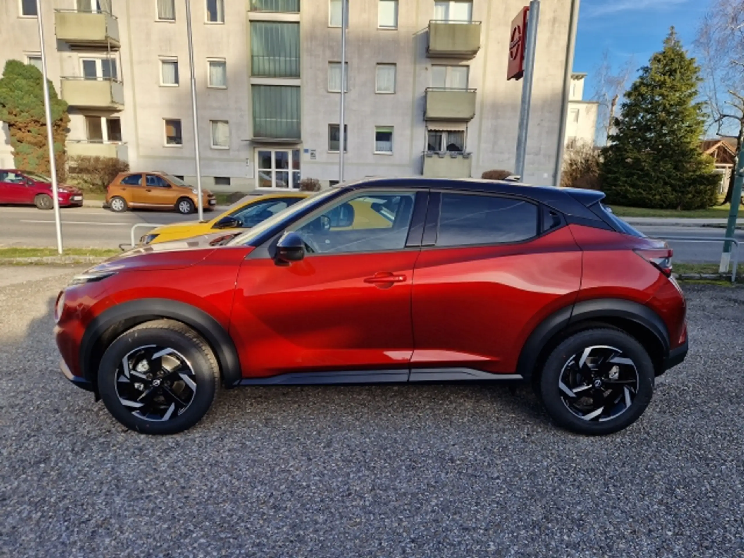 Nissan - Juke