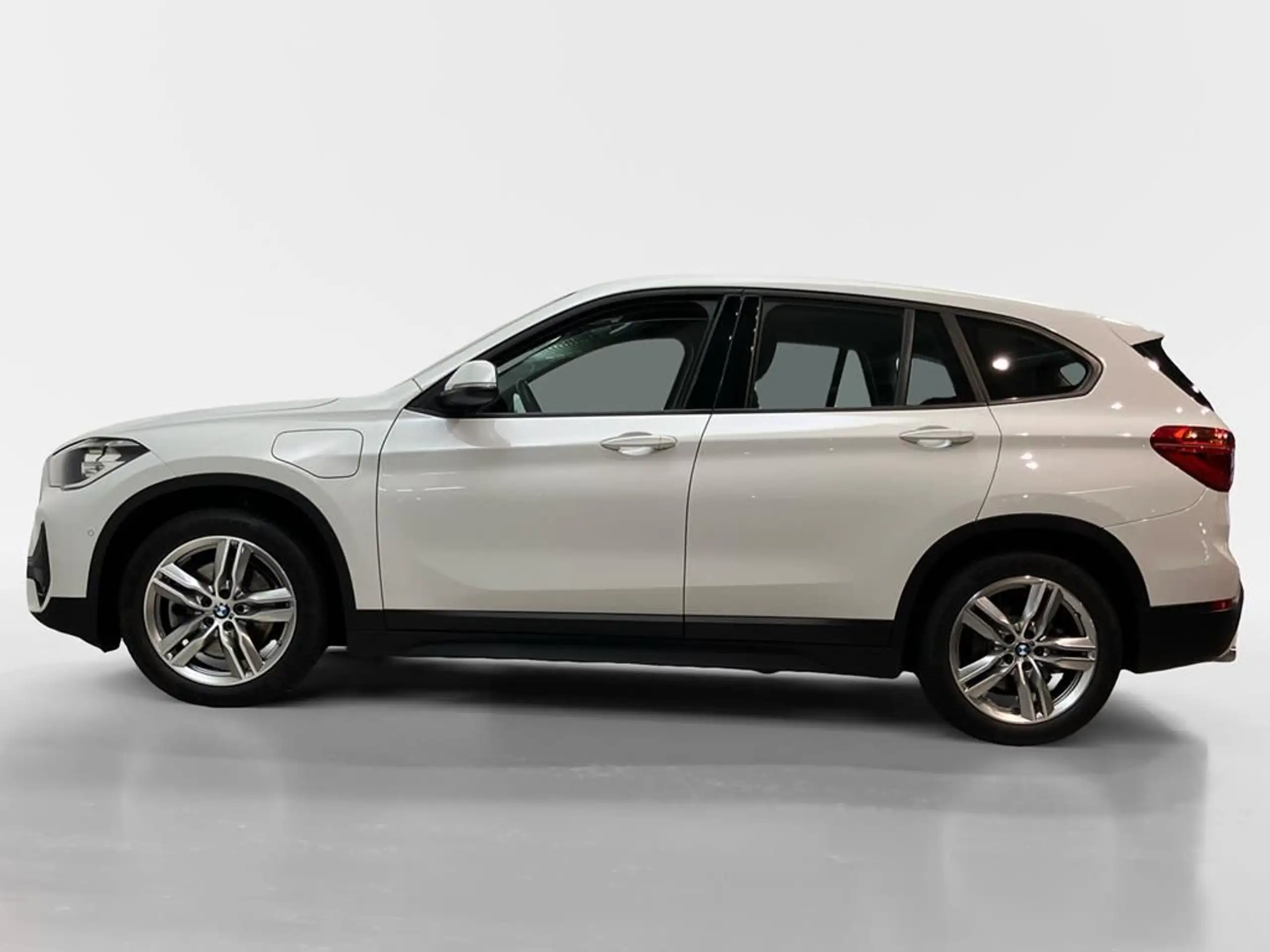 BMW - X1