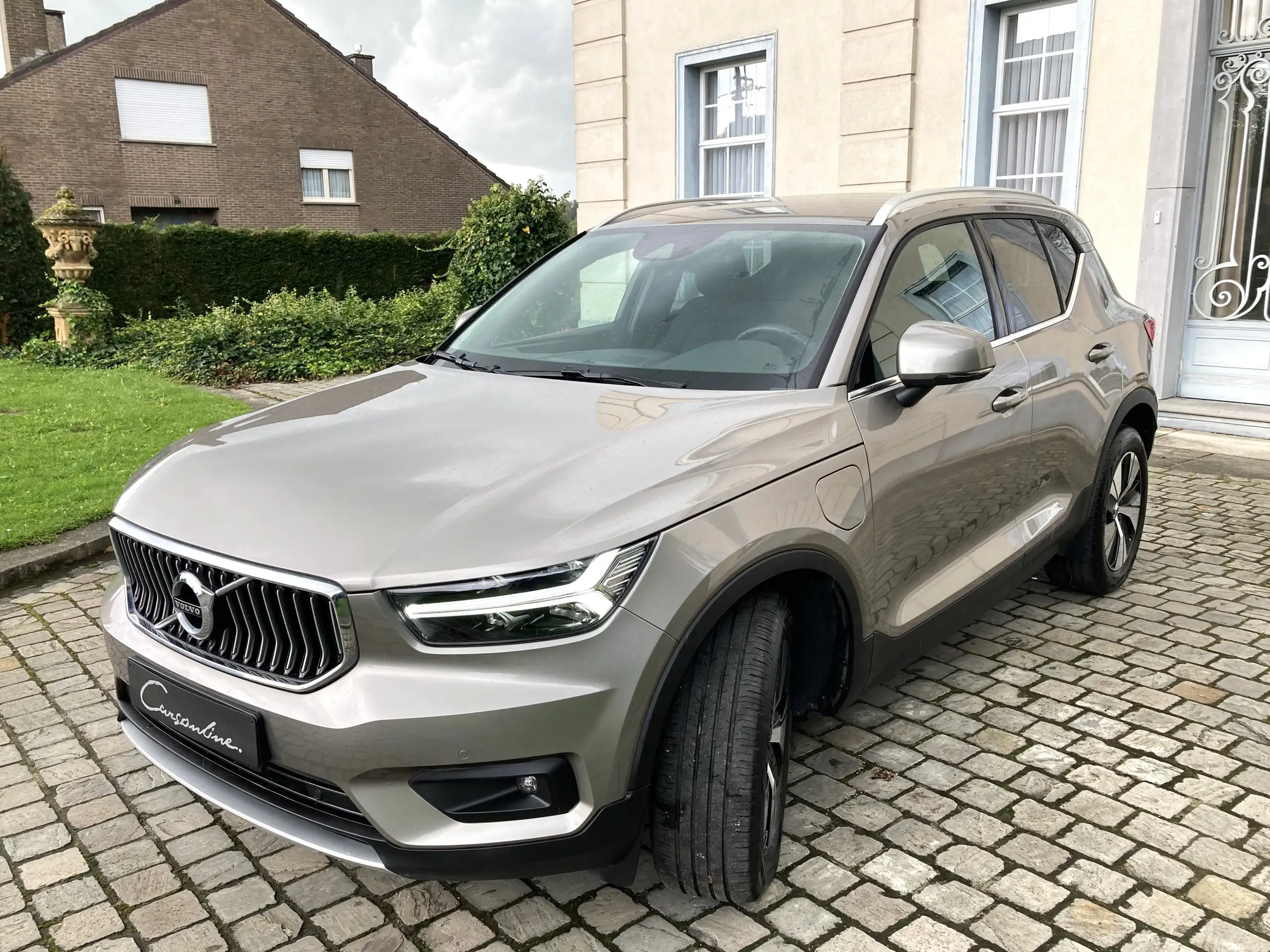 Volvo - XC40