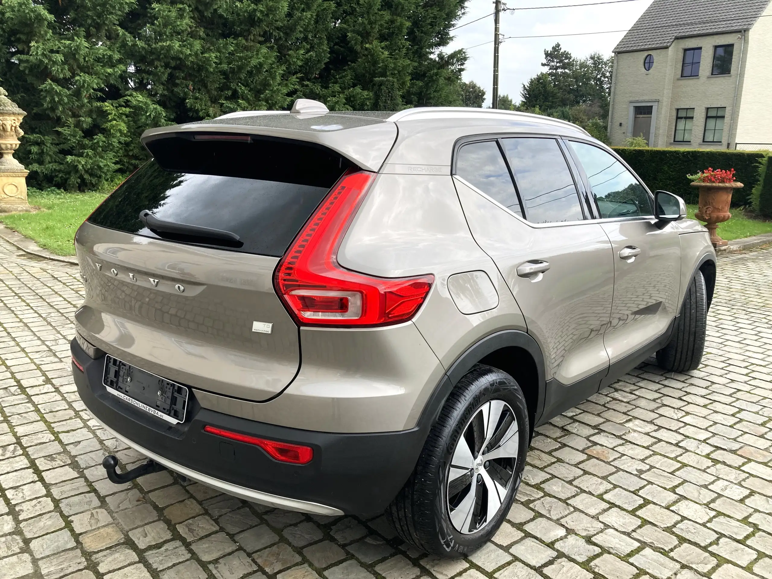 Volvo - XC40