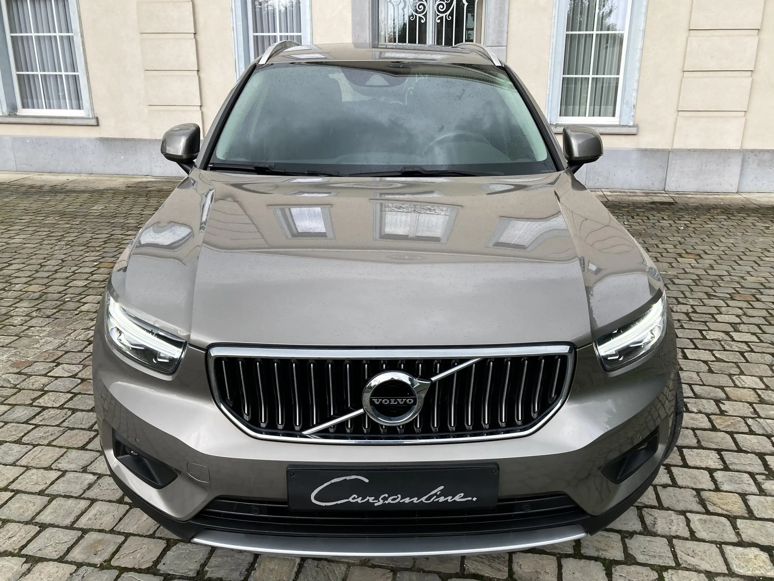 Volvo - XC40