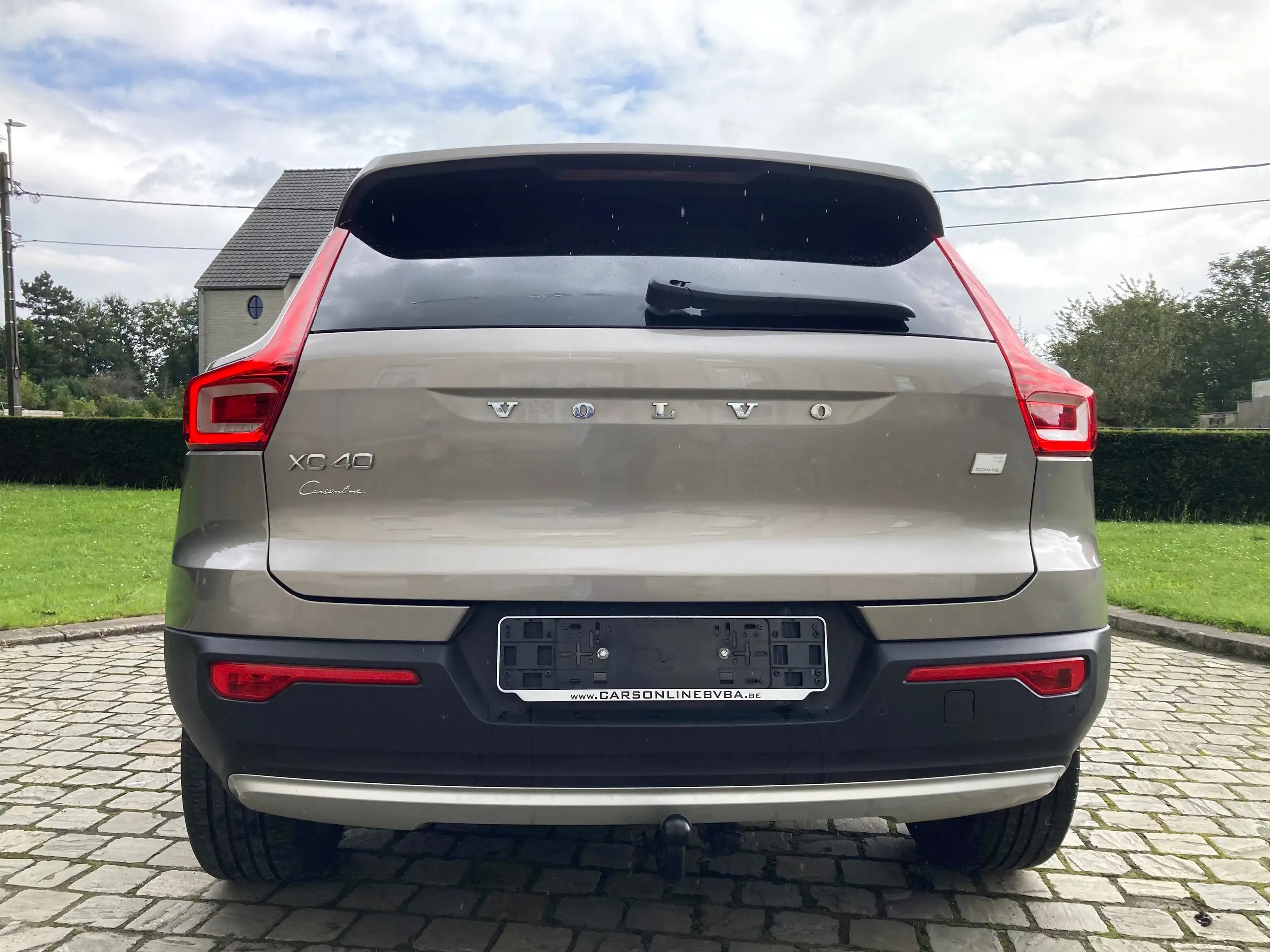 Volvo - XC40