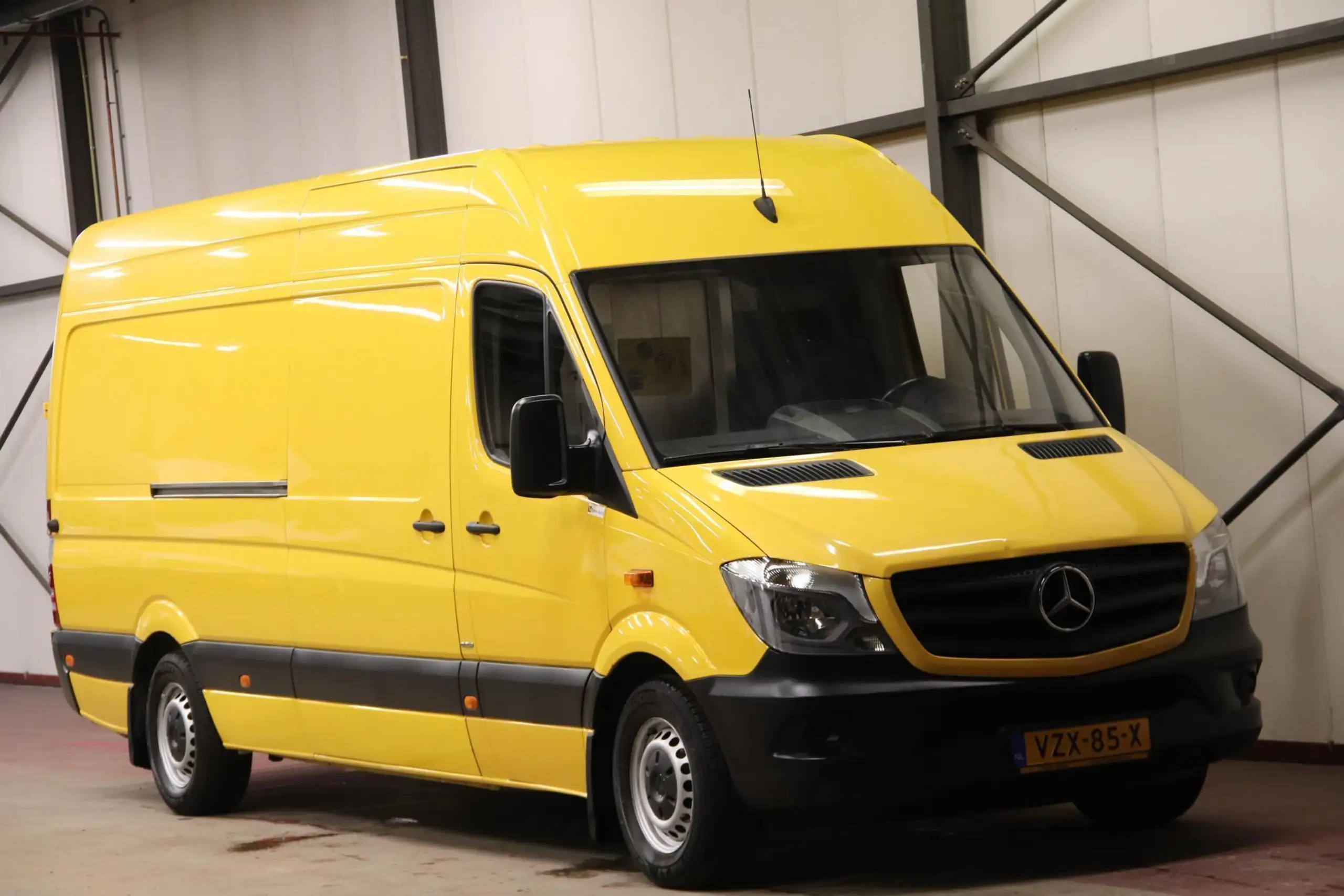 Mercedes-Benz - Sprinter