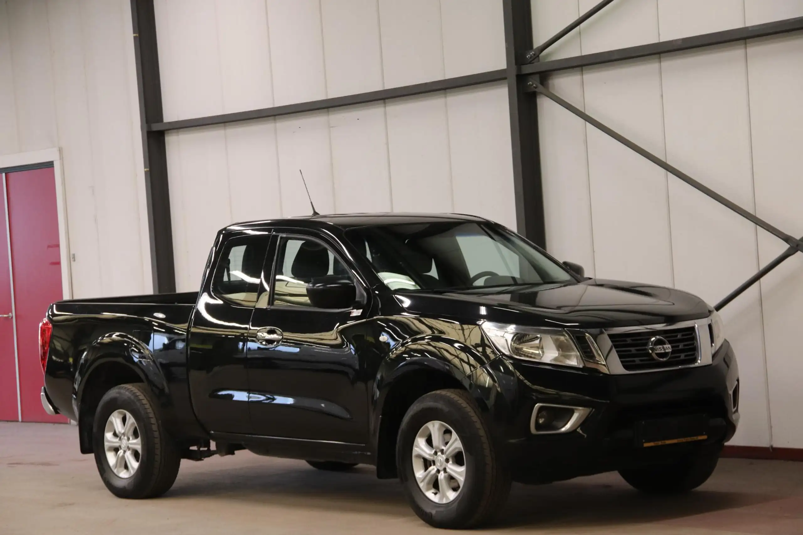 Nissan - Navara