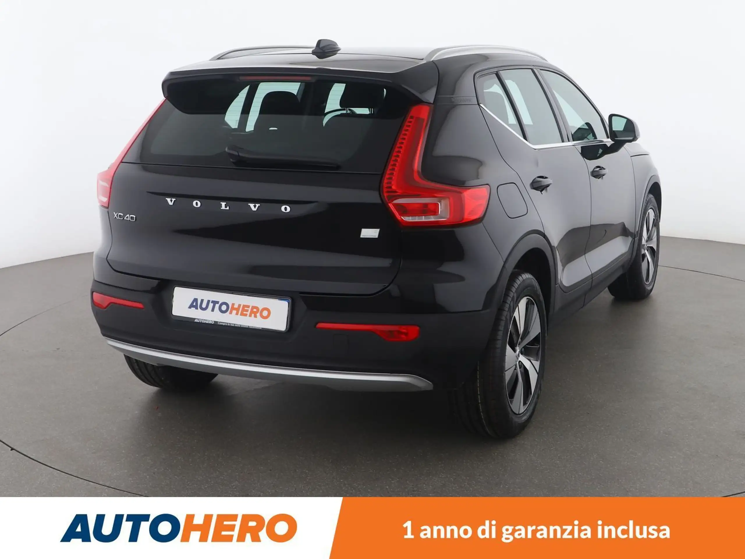 Volvo - XC40