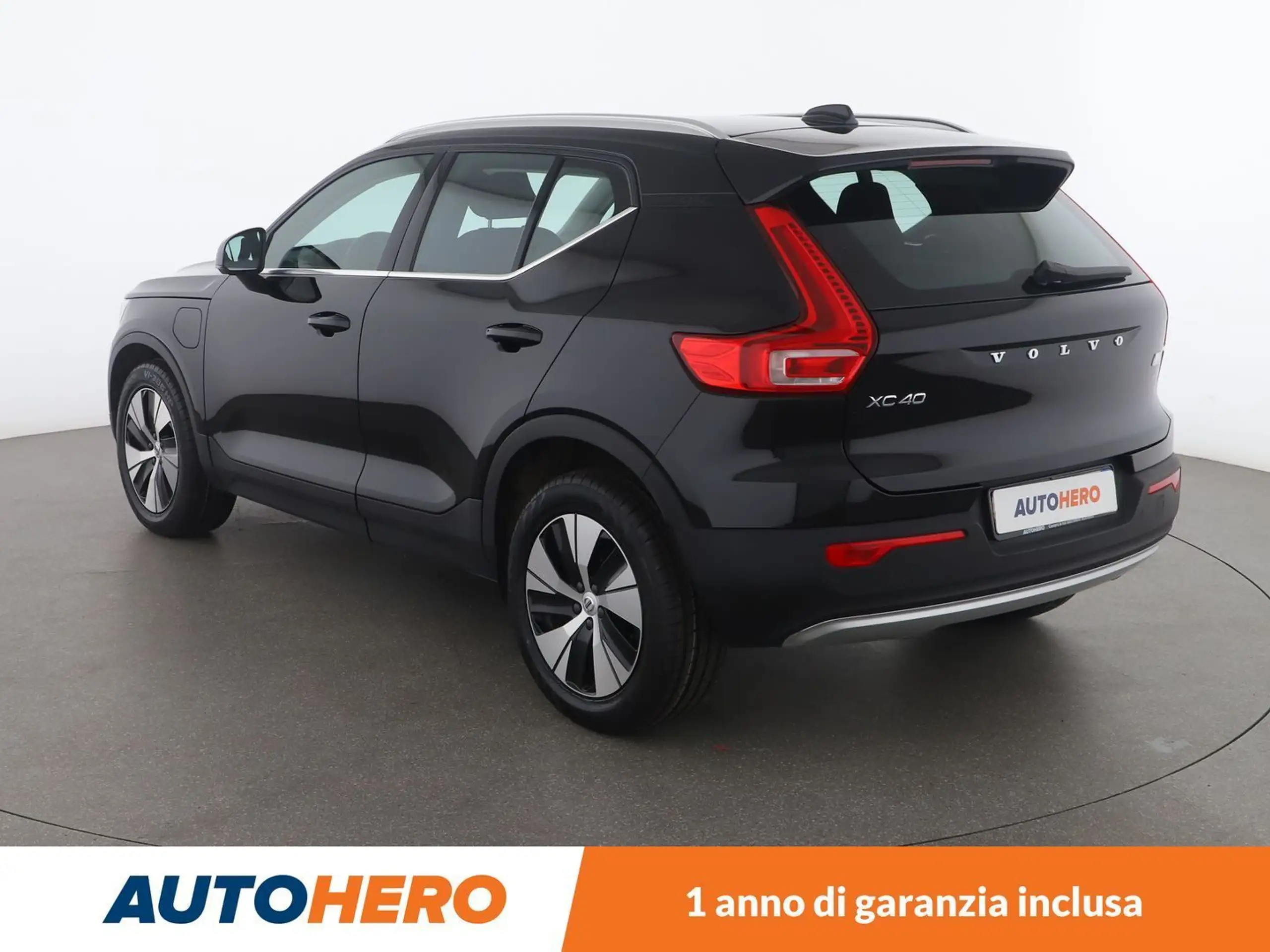 Volvo - XC40