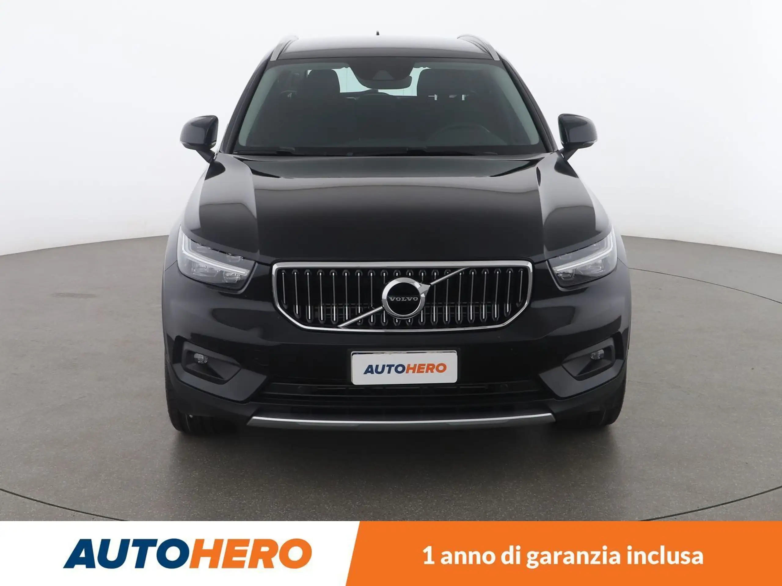 Volvo - XC40