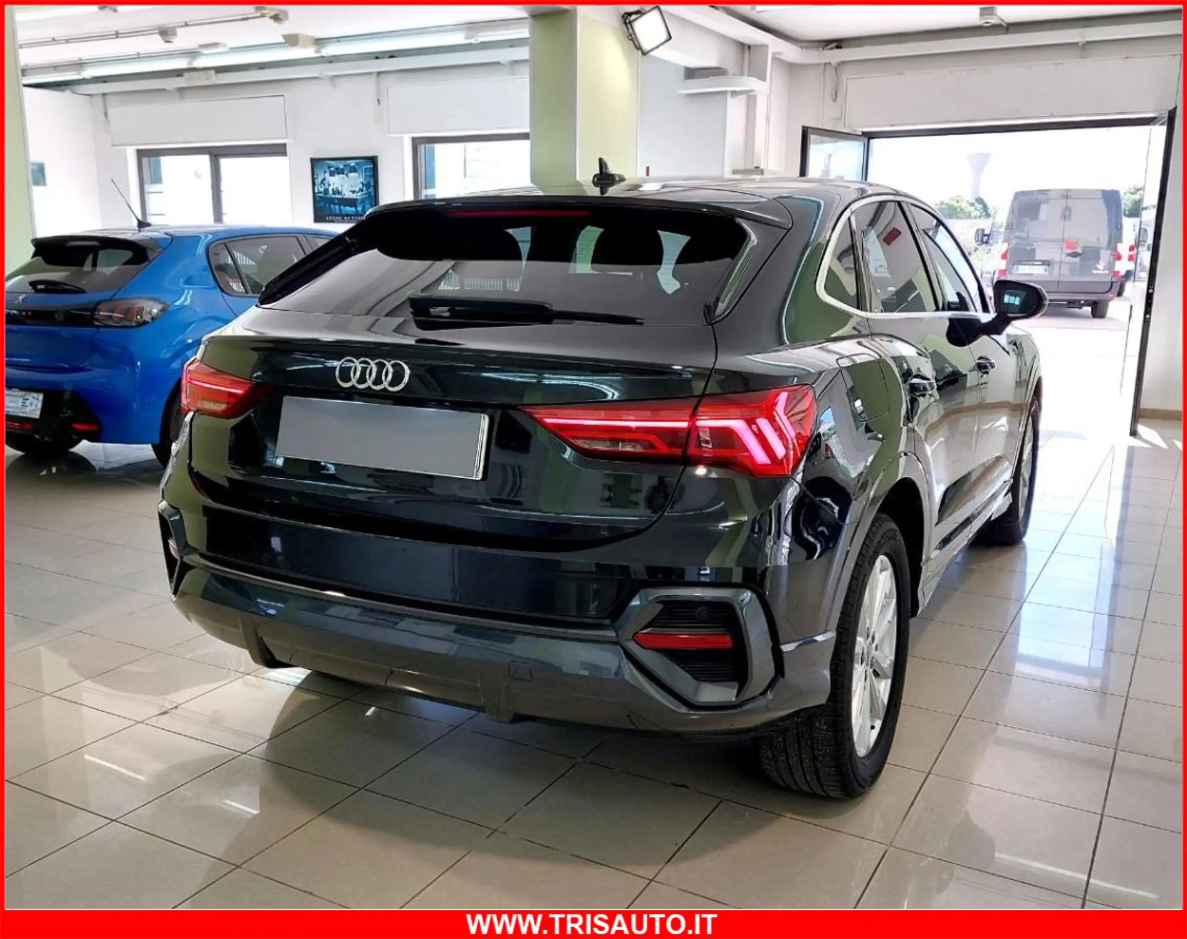 Audi - Q3