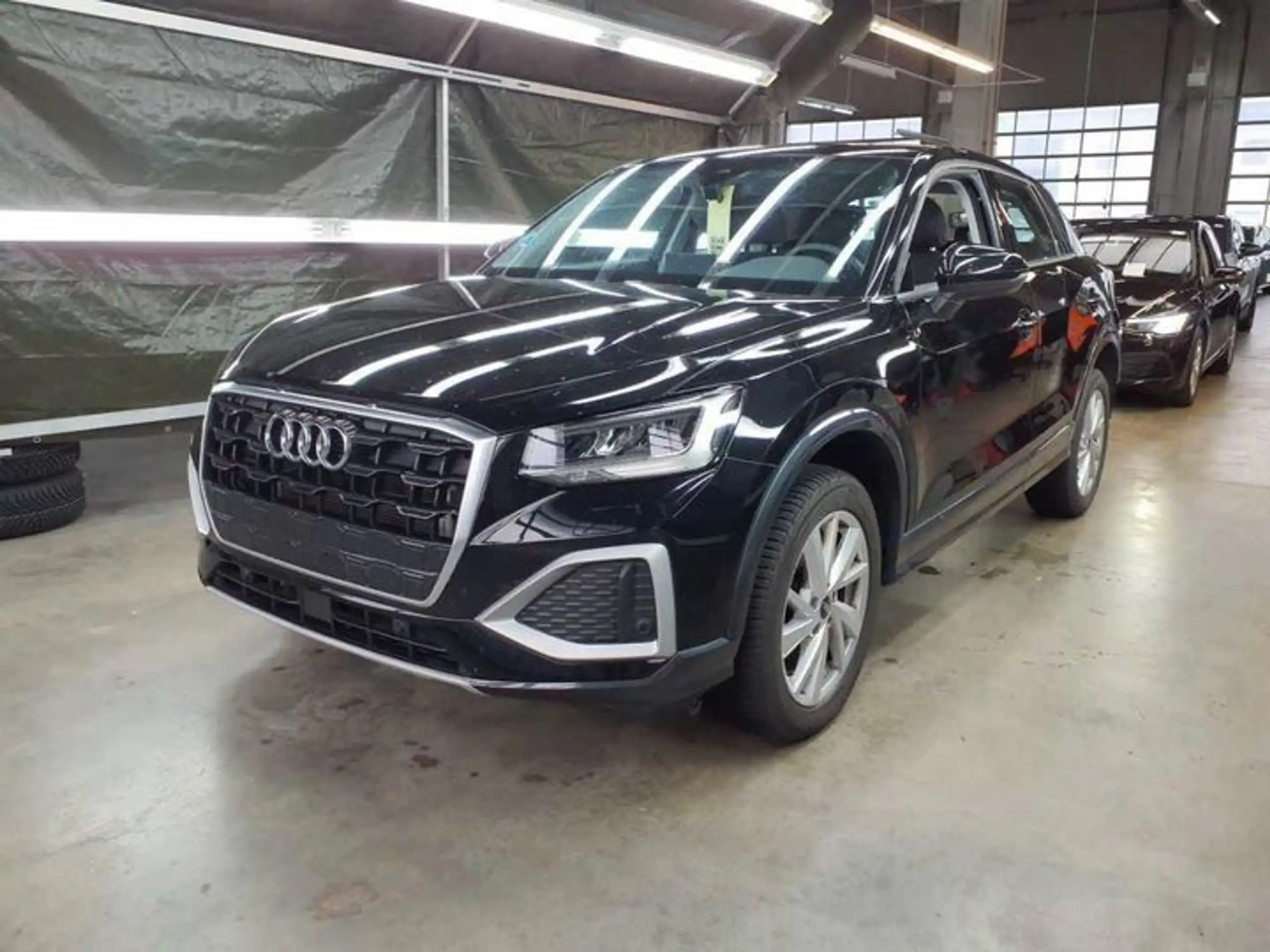 Audi - Q2