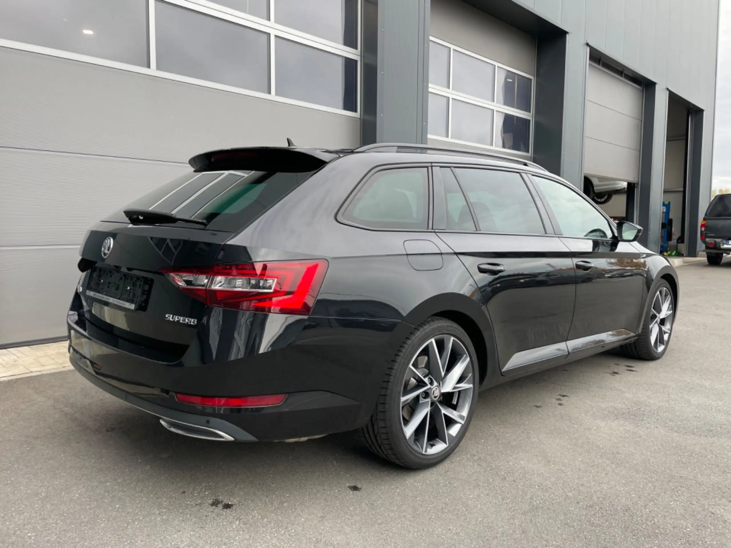 Skoda - Superb