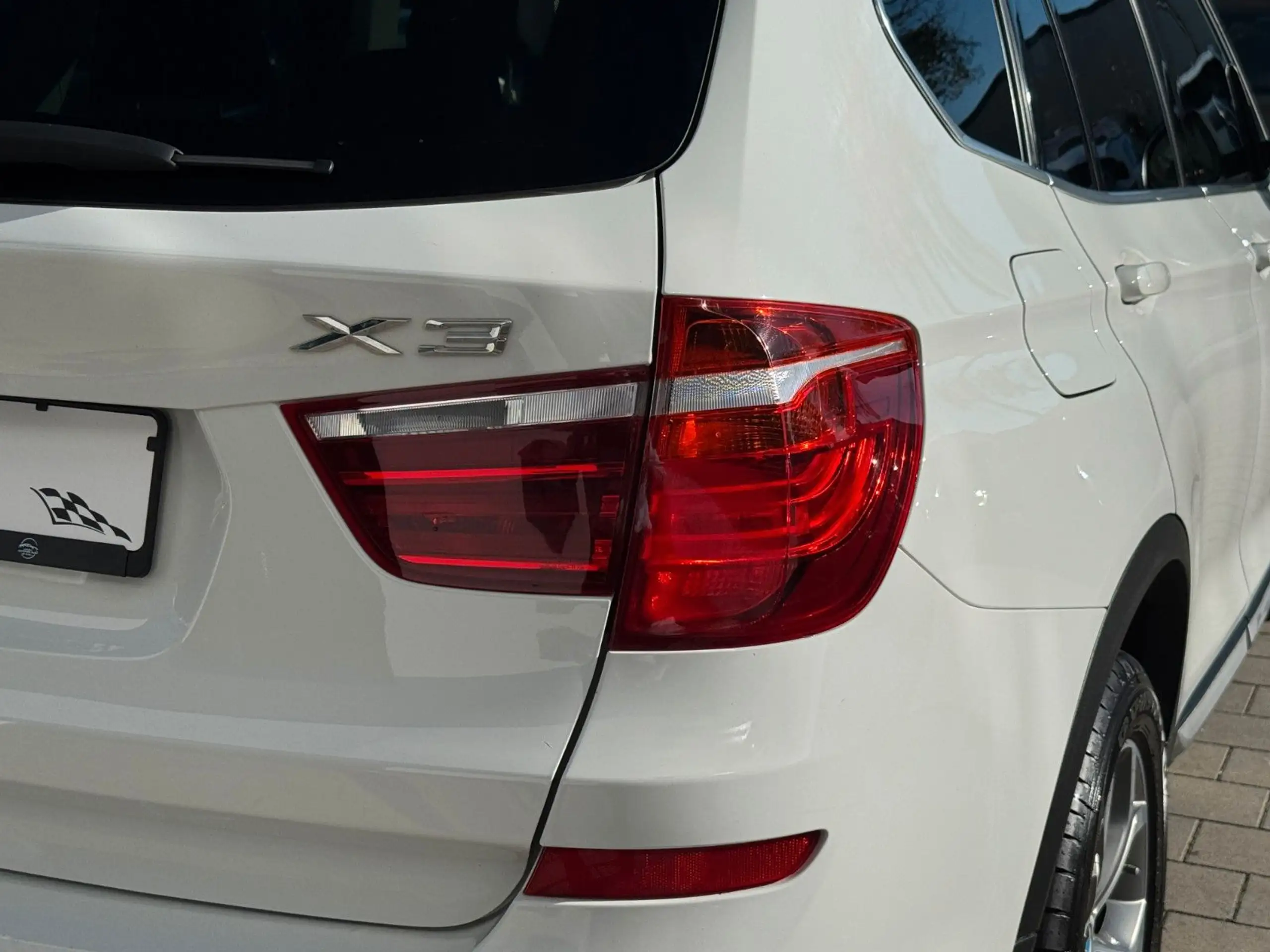 BMW - X3