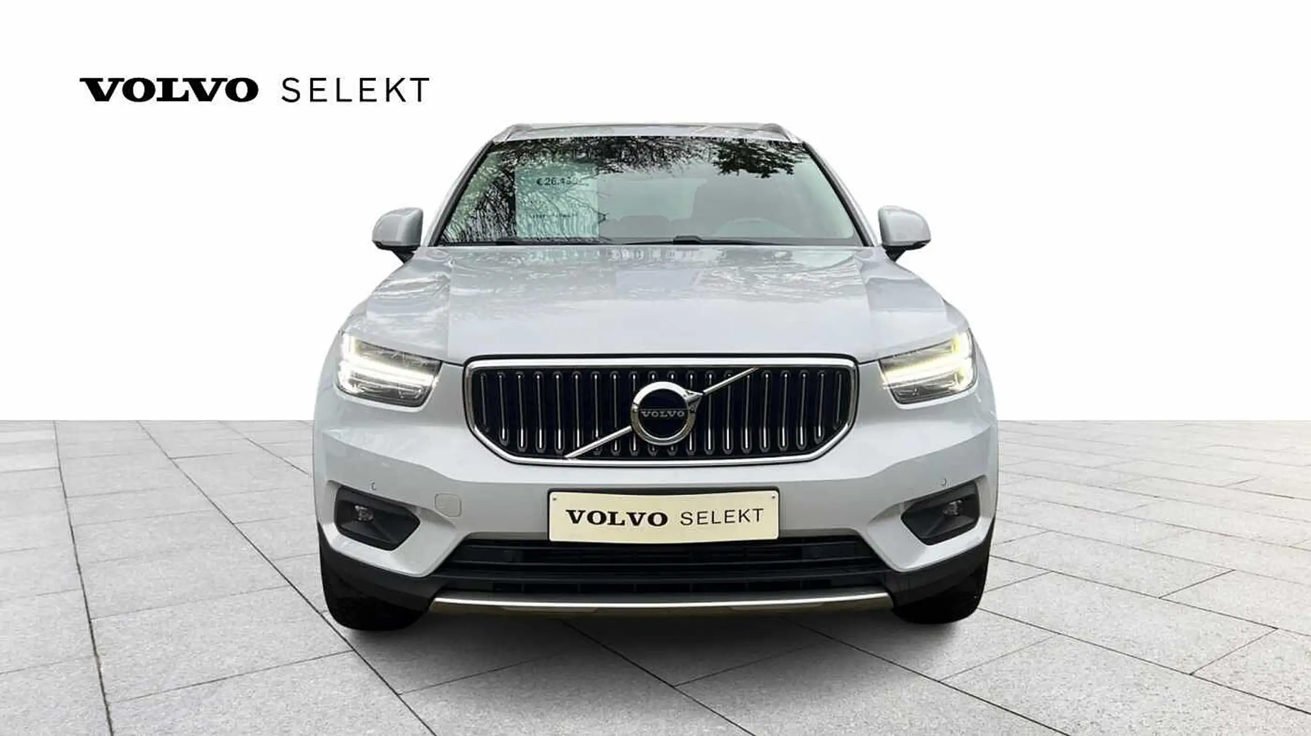 Volvo - XC40