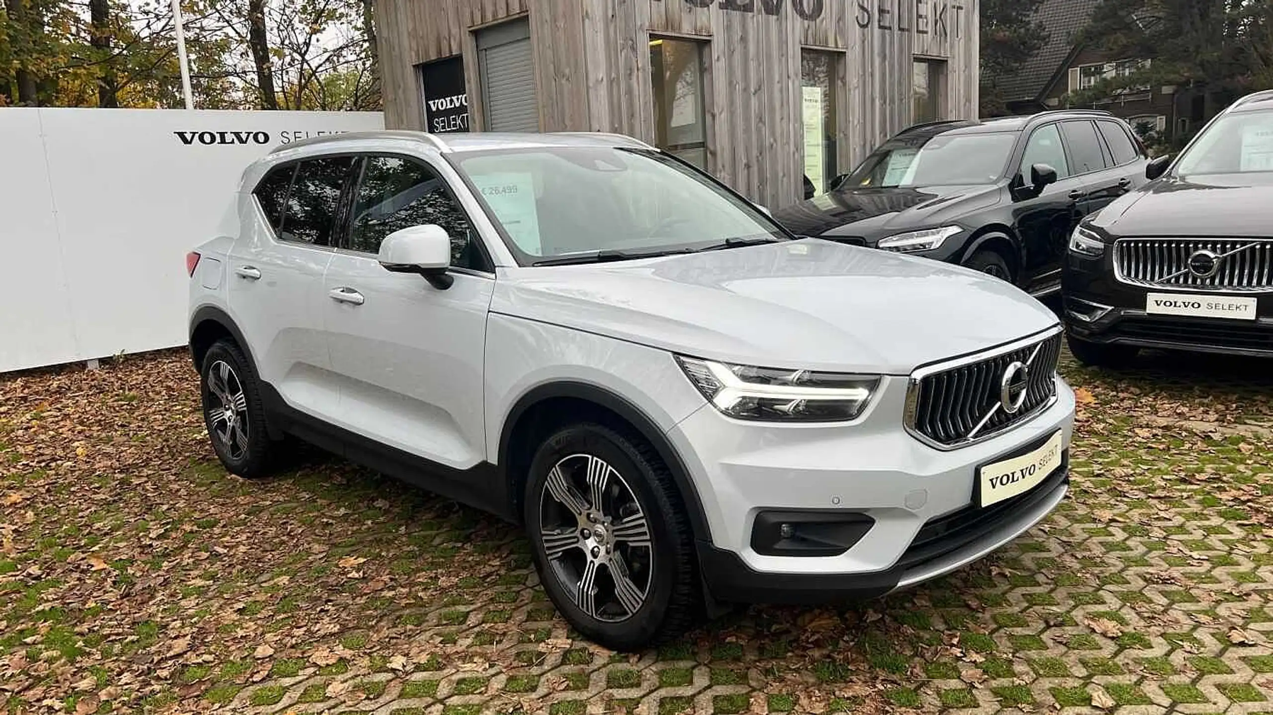 Volvo - XC40