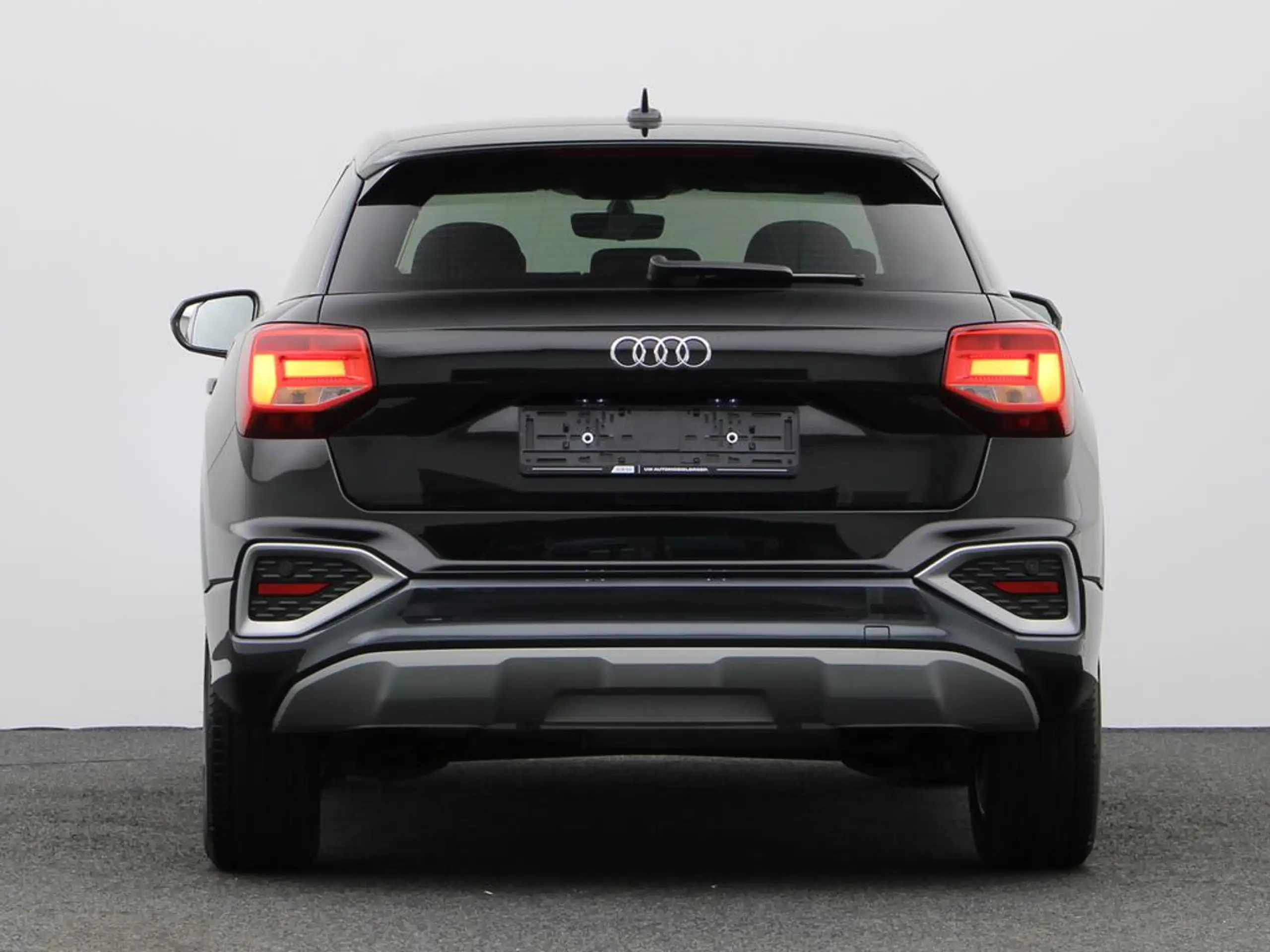 Audi - Q2