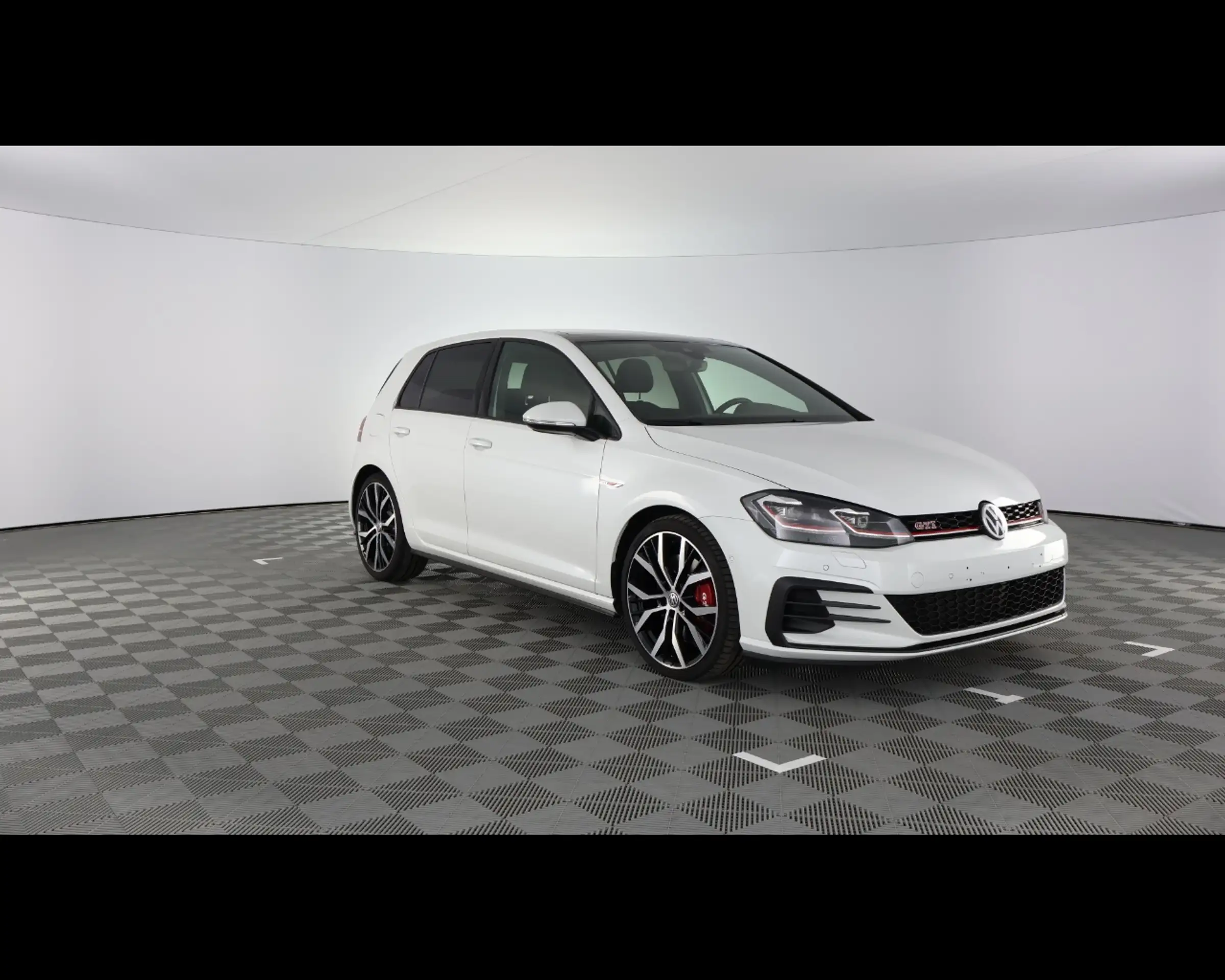 Volkswagen - Golf