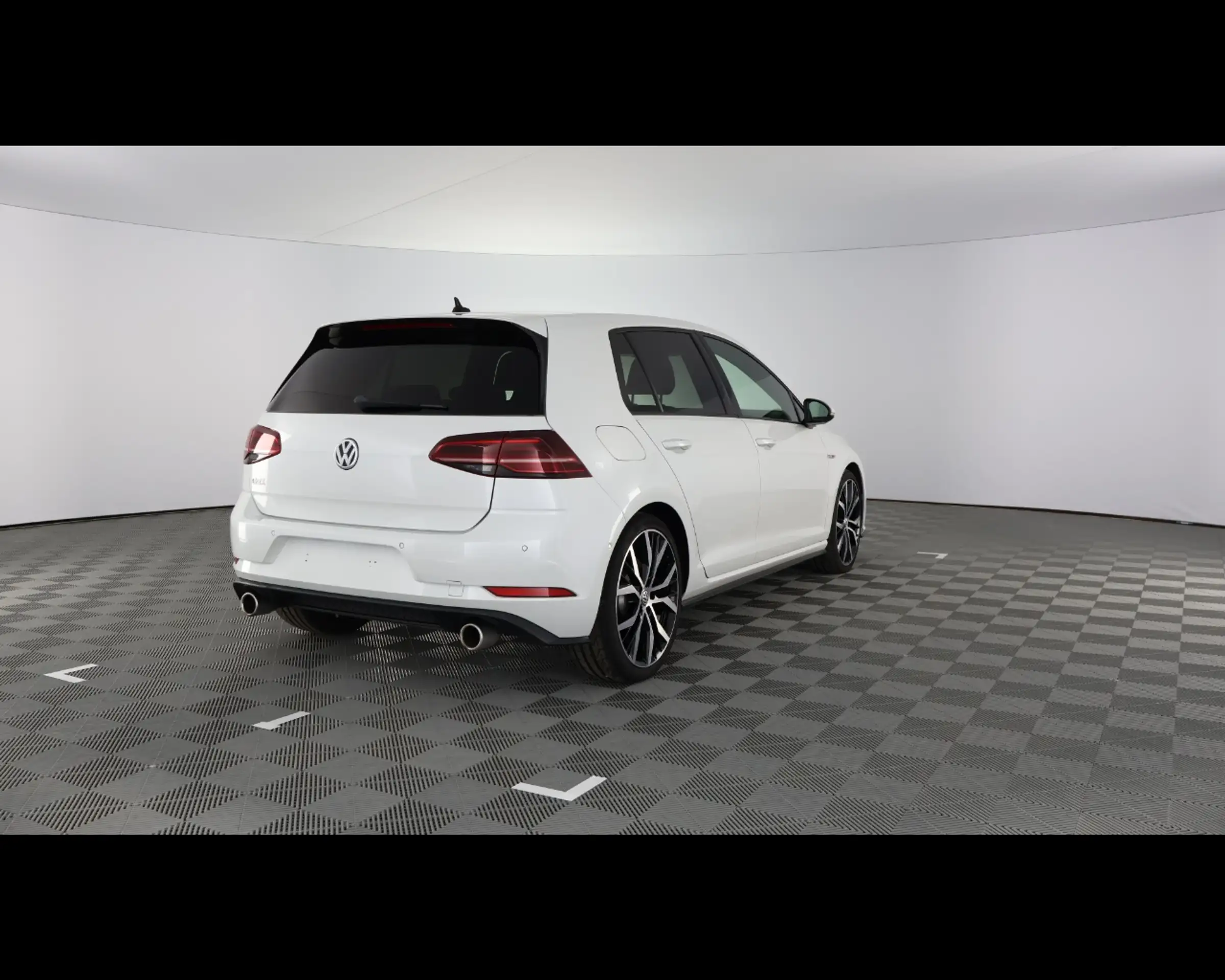 Volkswagen - Golf