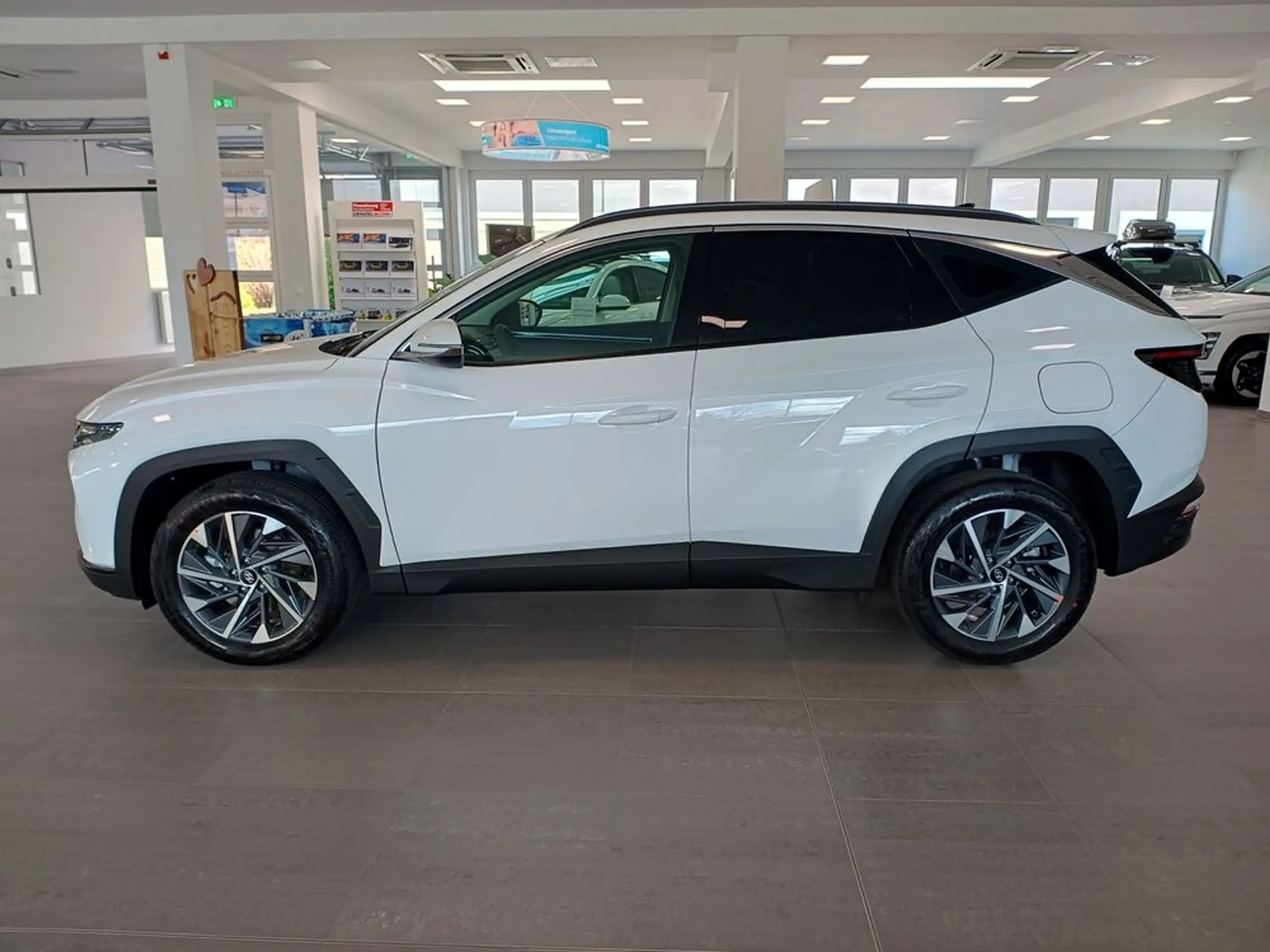 Hyundai - TUCSON