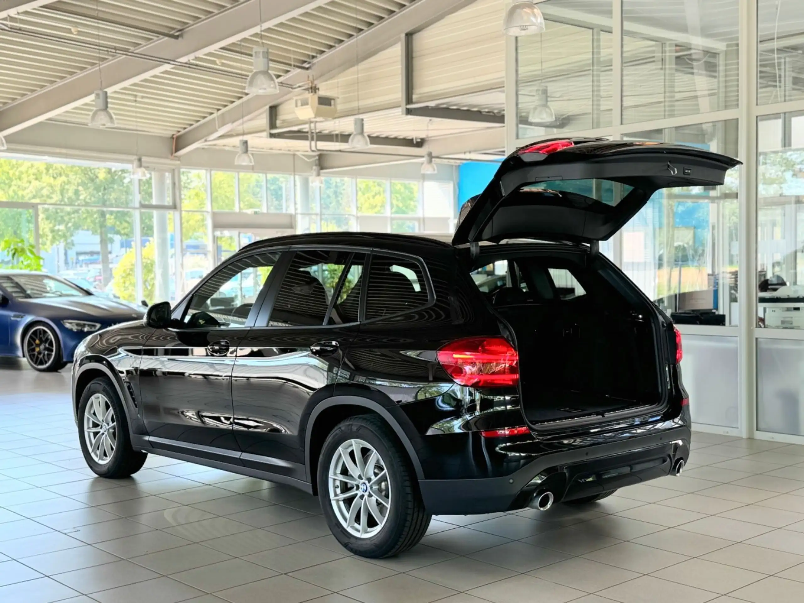 BMW - X3