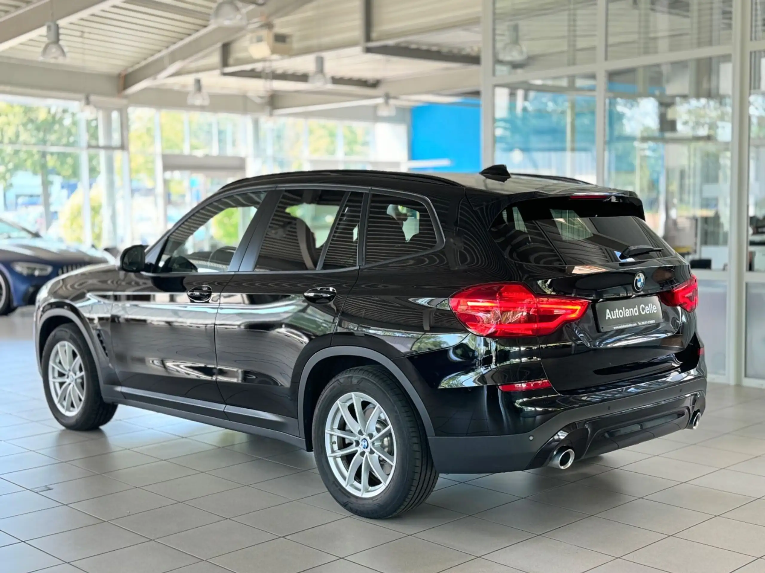 BMW - X3