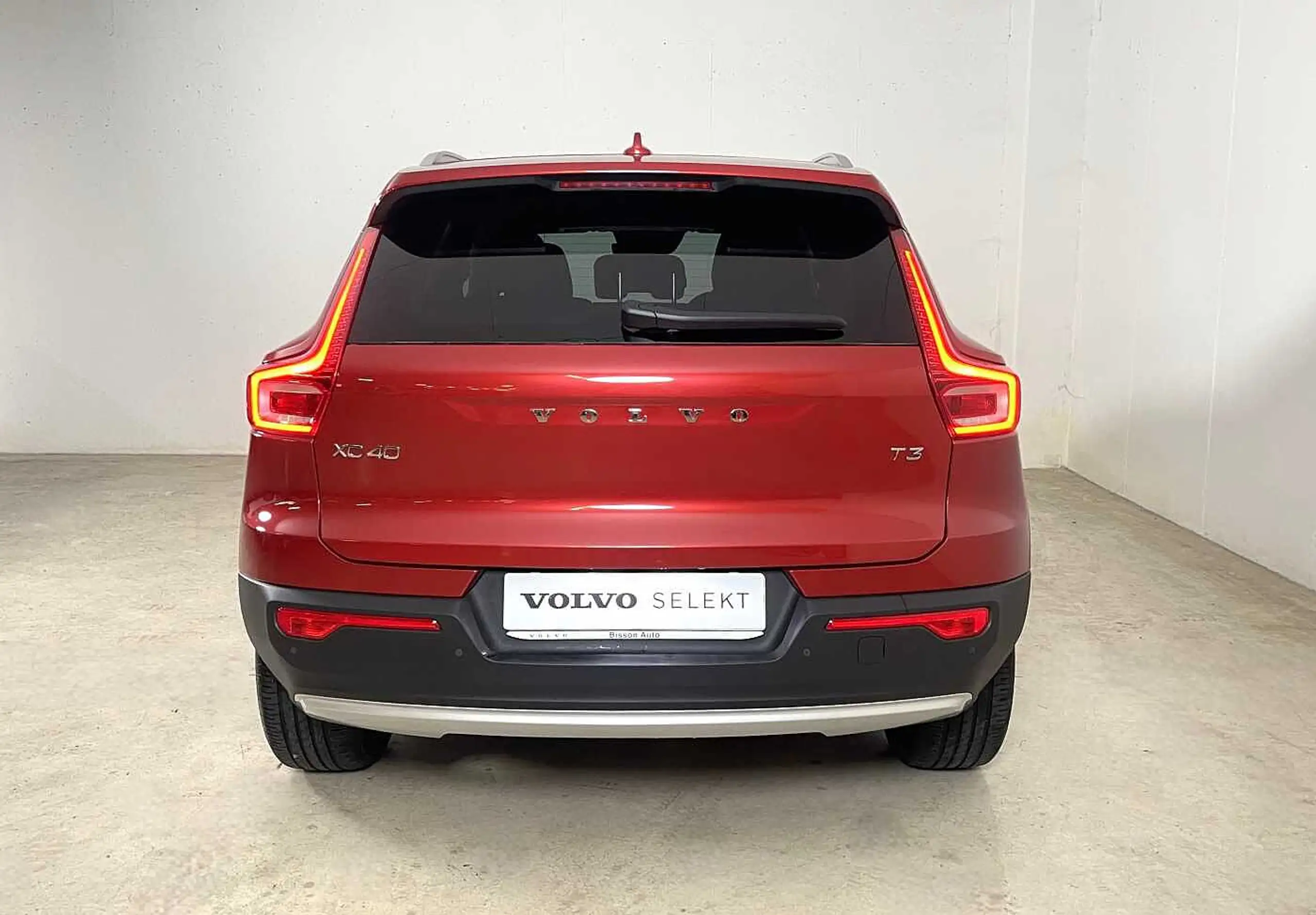 Volvo - XC40