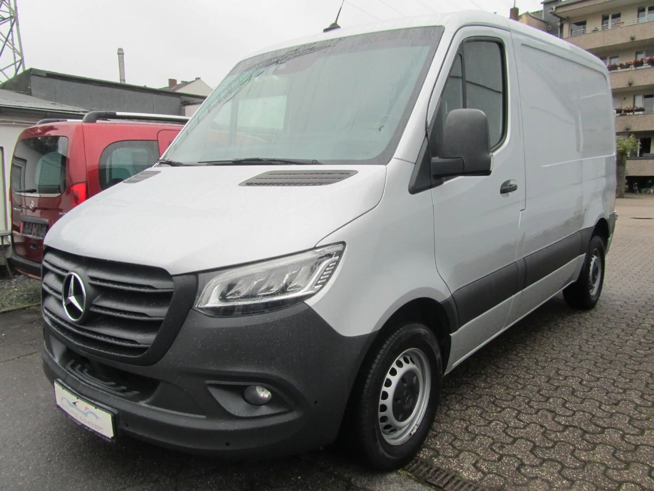 Mercedes-Benz - Sprinter