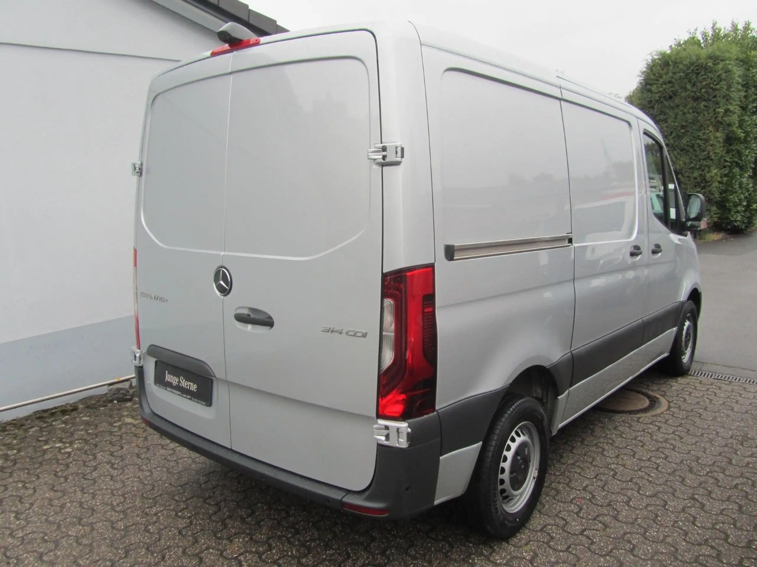 Mercedes-Benz - Sprinter