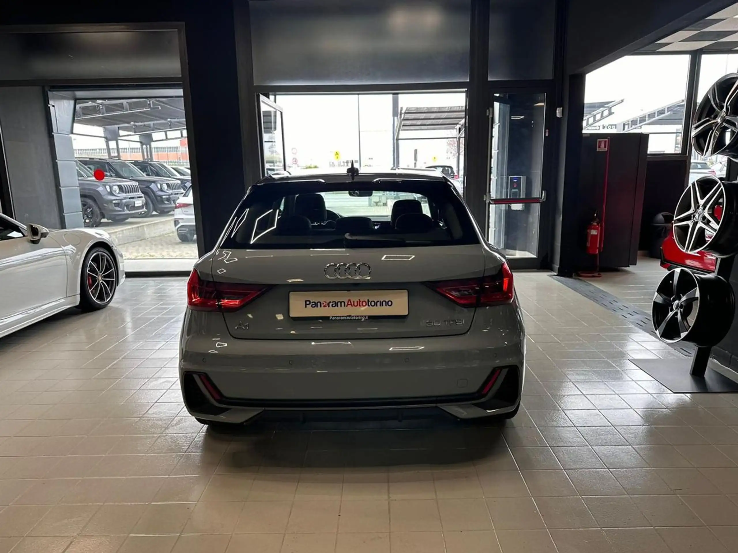 Audi - A1