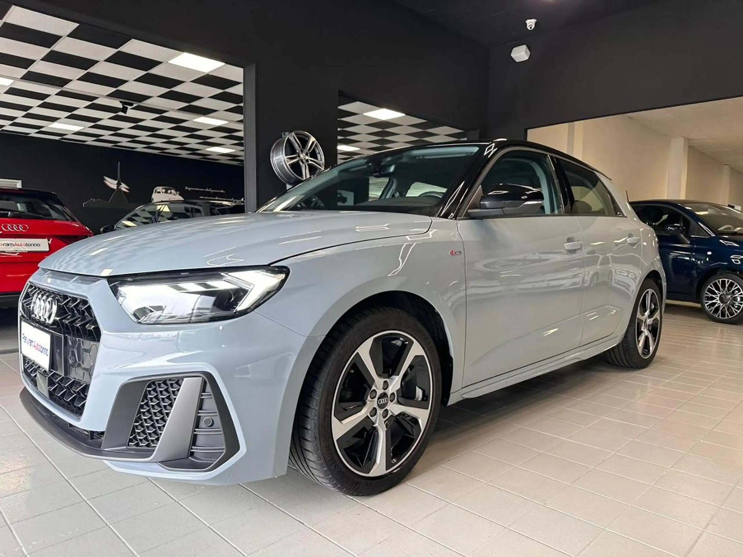 Audi - A1