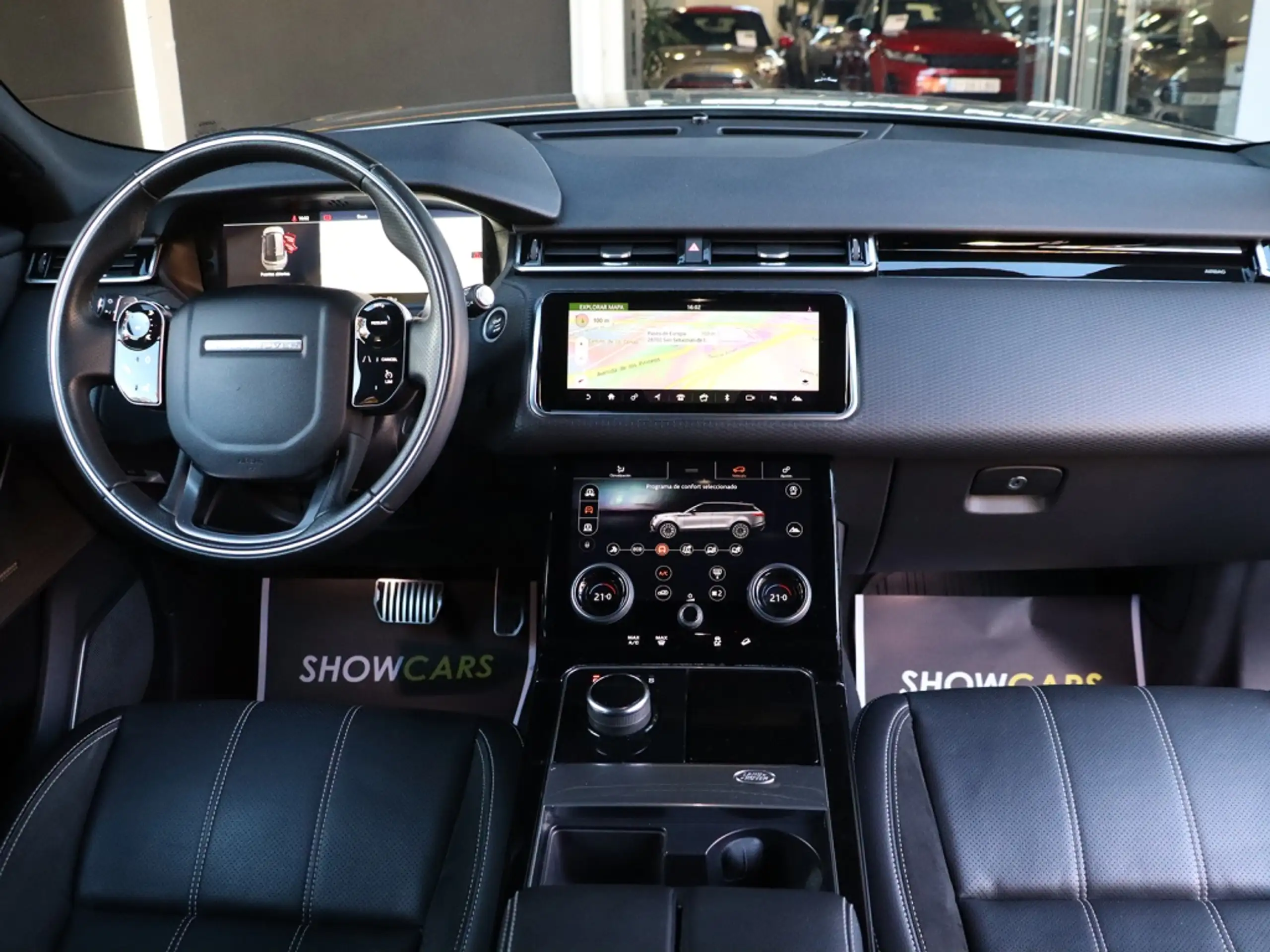 Land Rover - Range Rover Velar