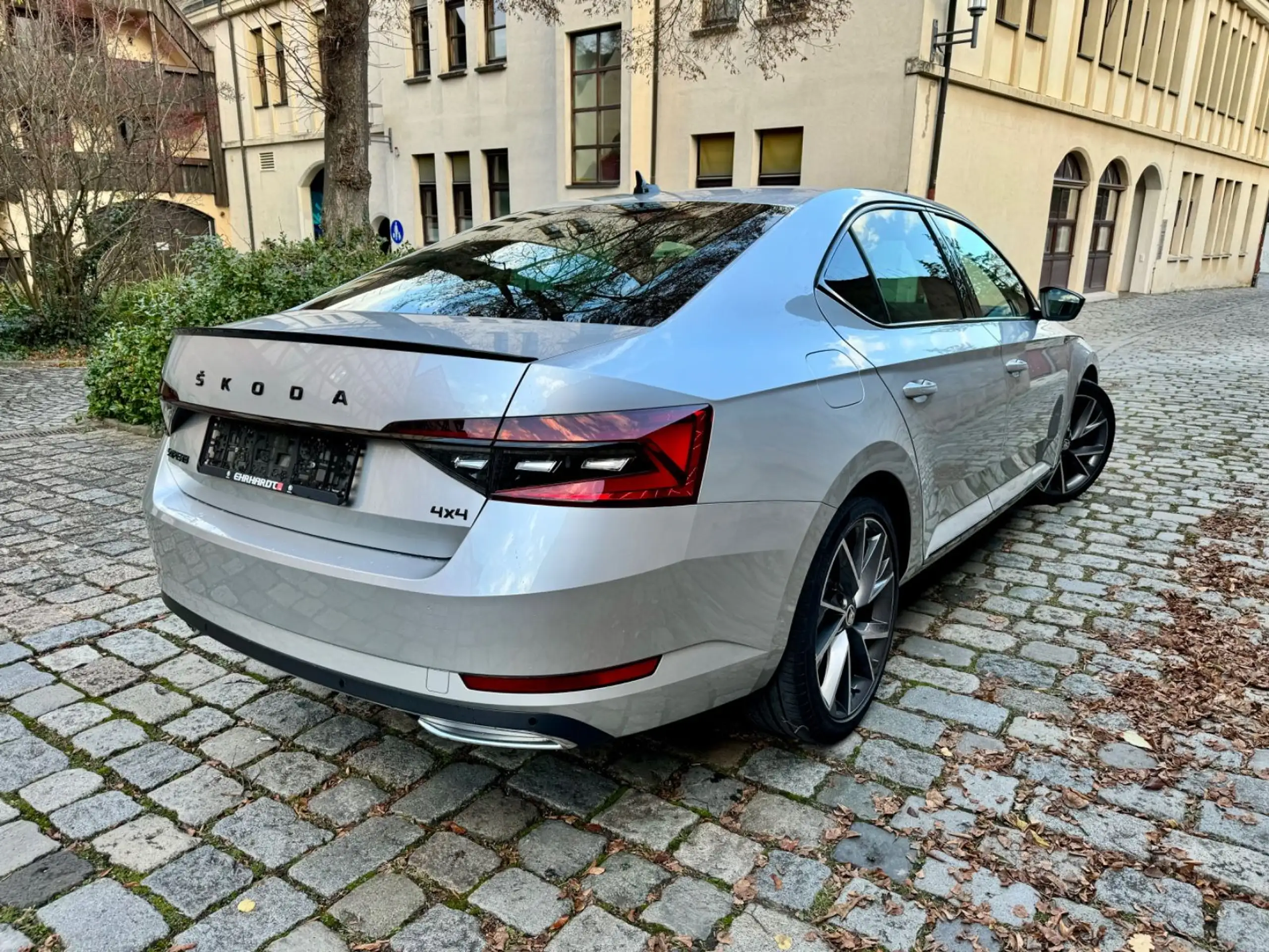 Skoda - Superb