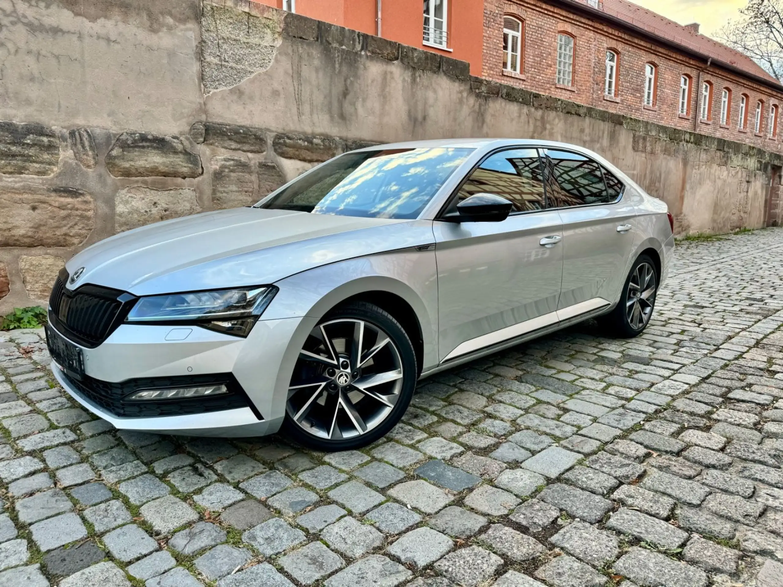 Skoda - Superb