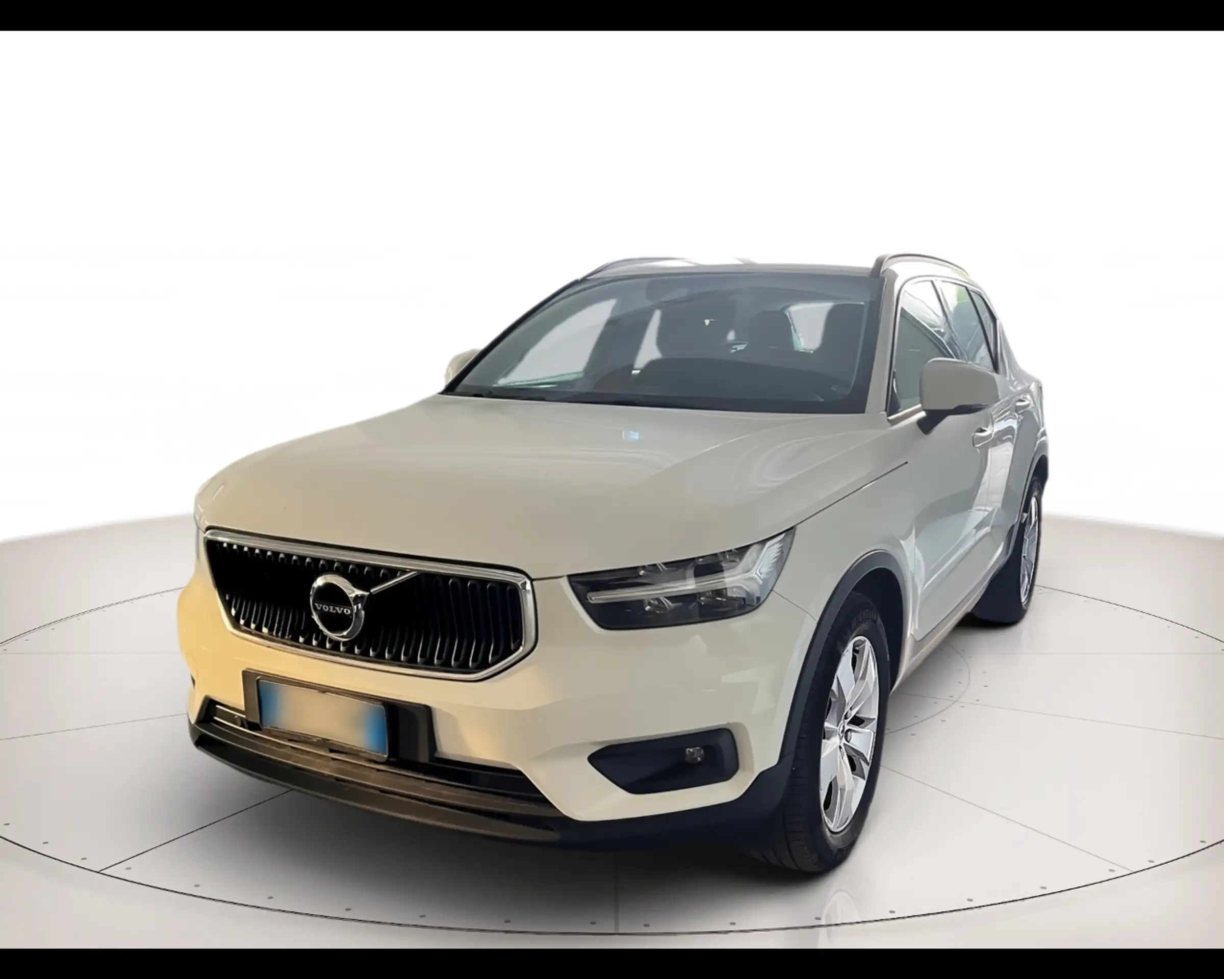 Volvo - XC40