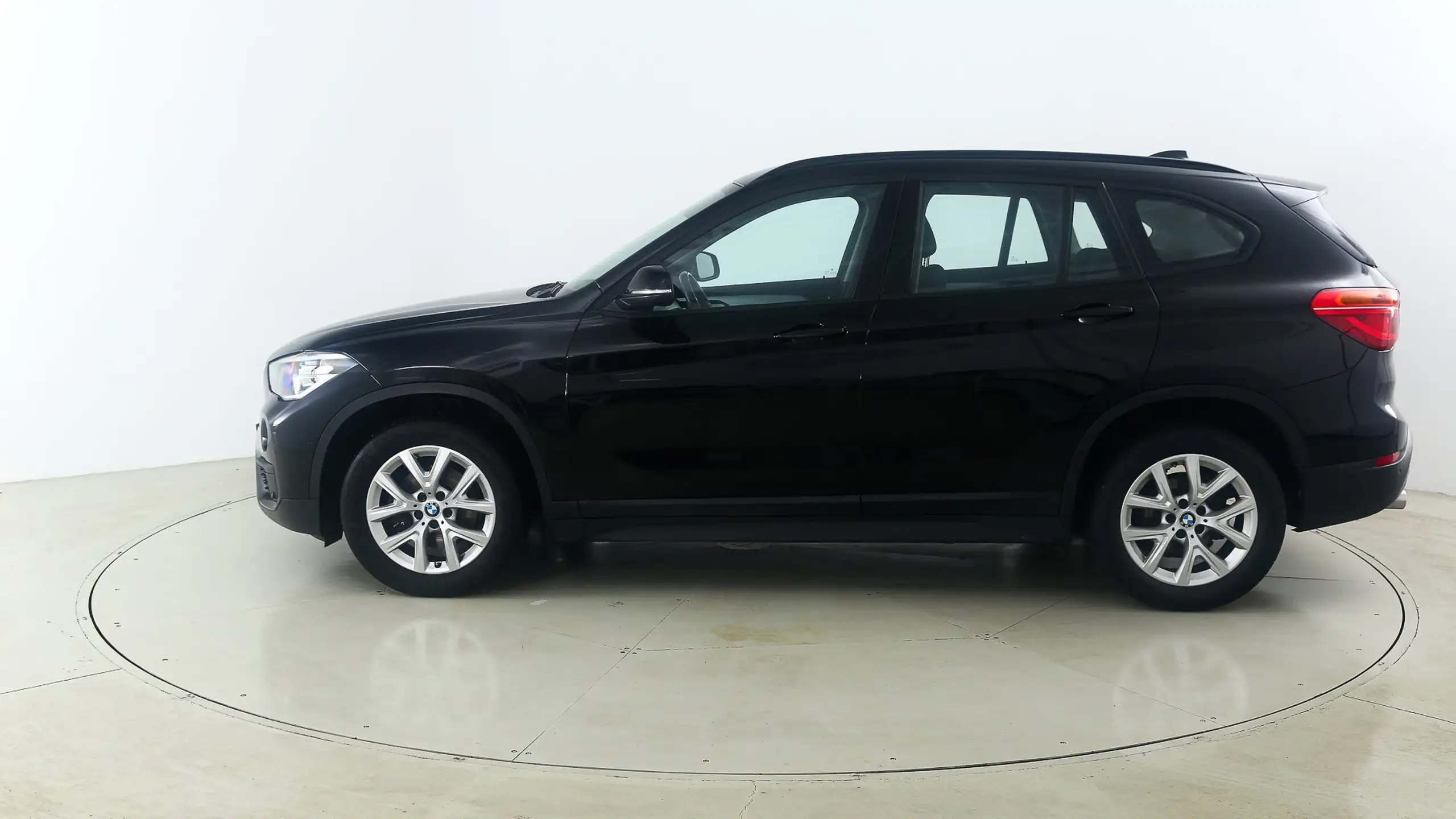 BMW - X1