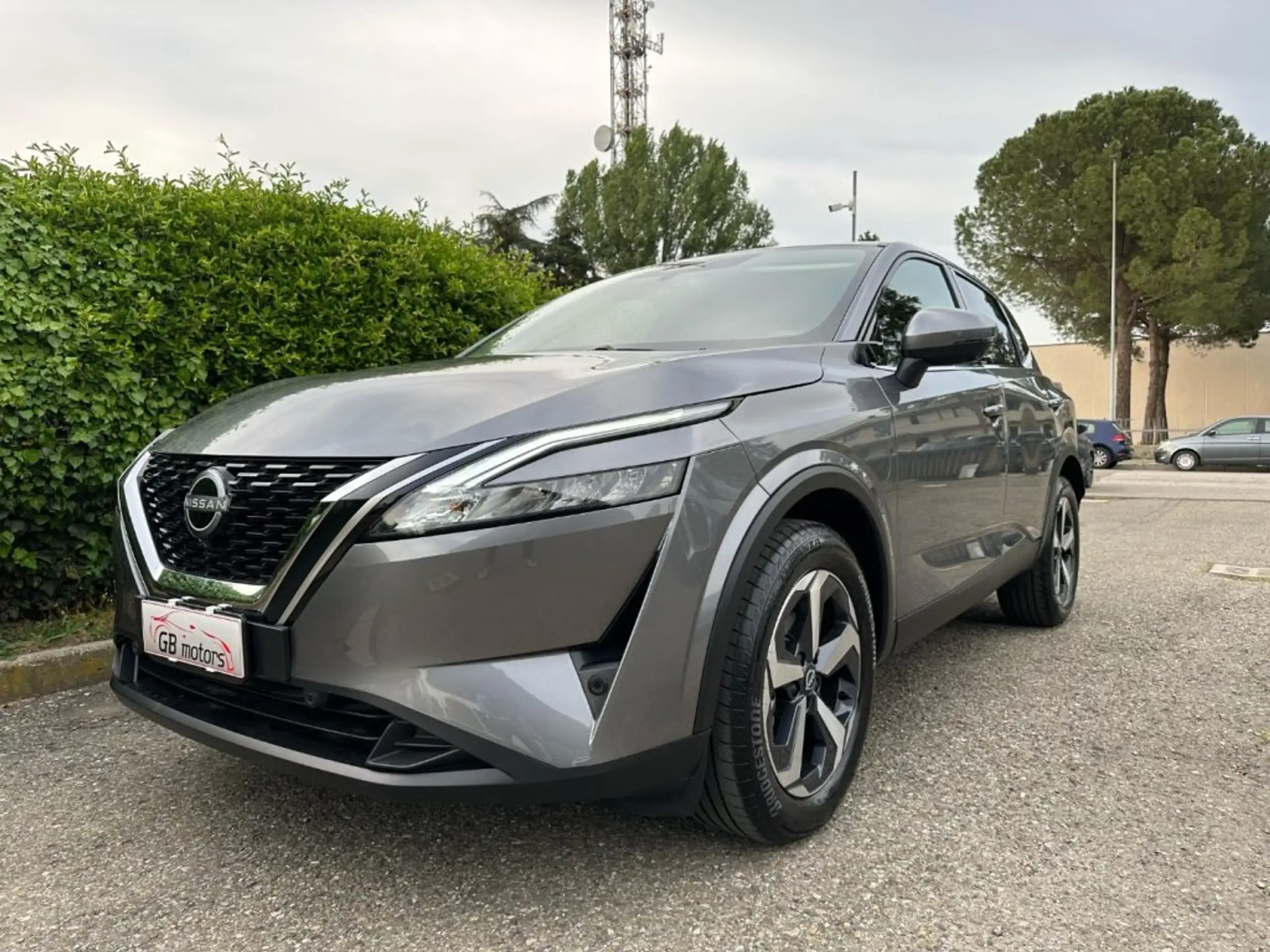 Nissan - Qashqai