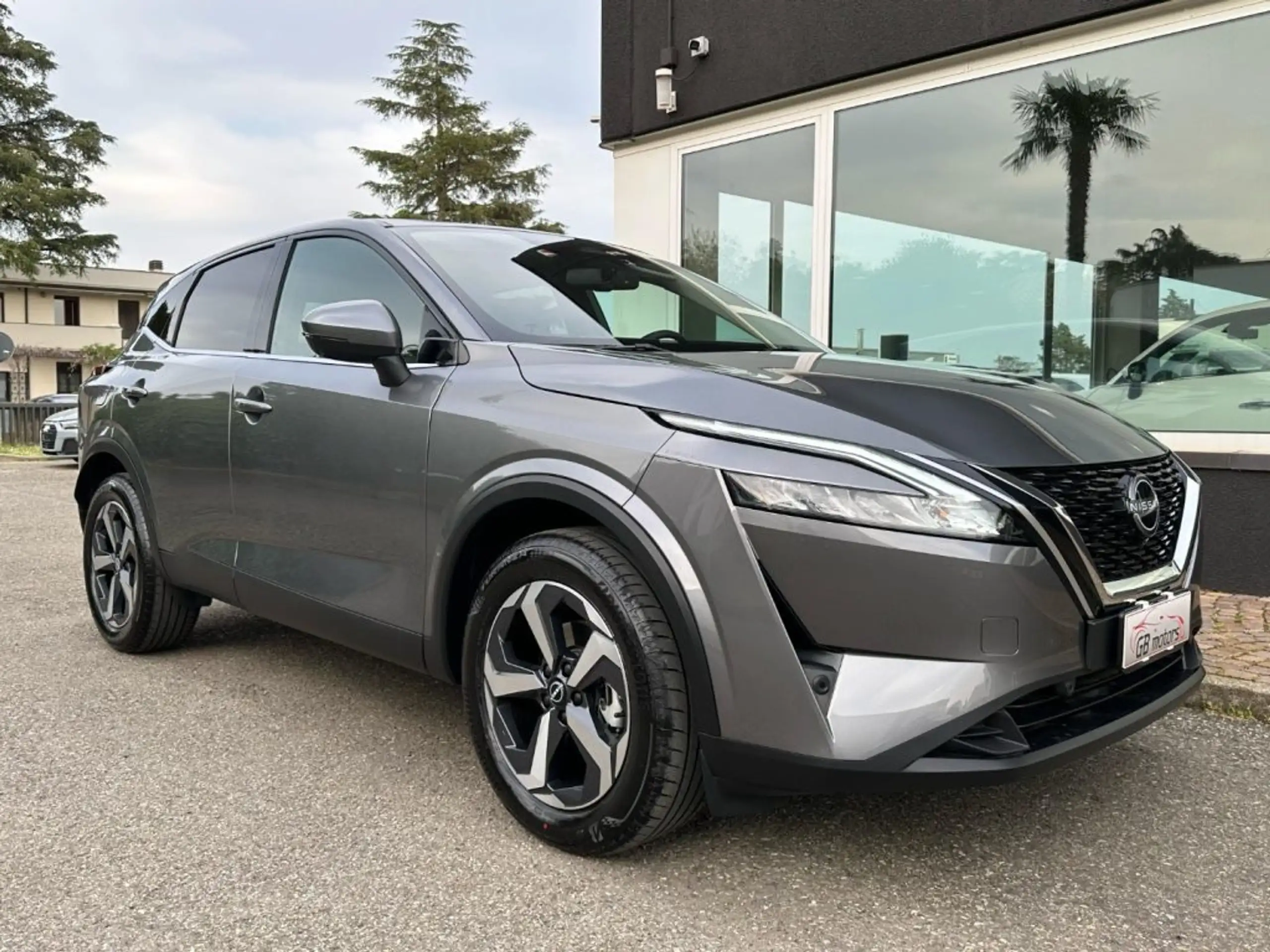 Nissan - Qashqai