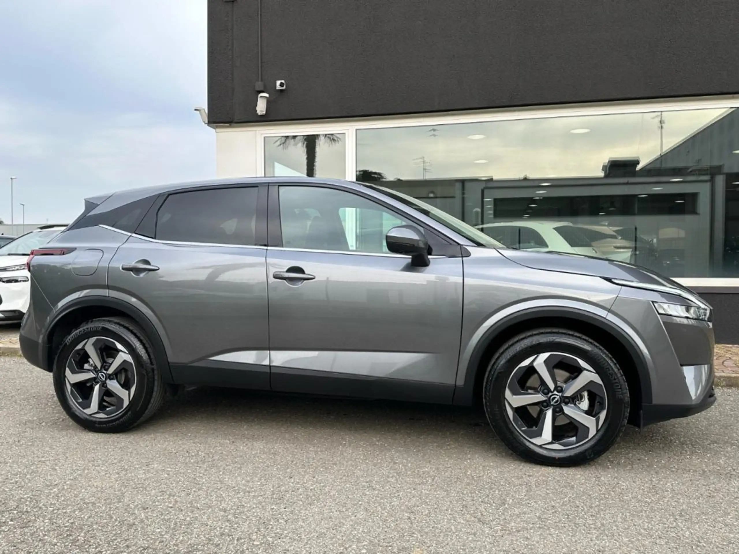 Nissan - Qashqai