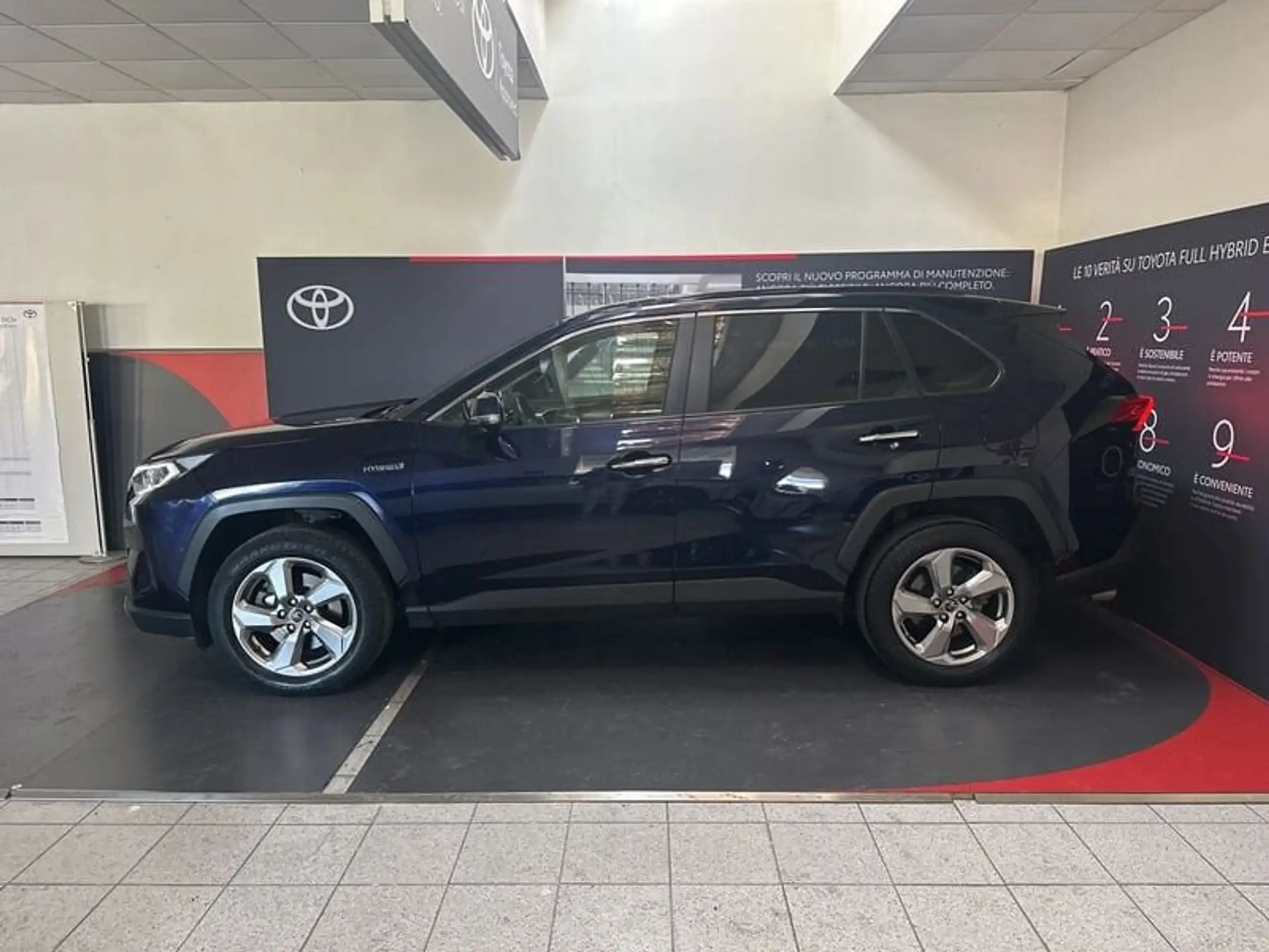 Toyota - RAV 4