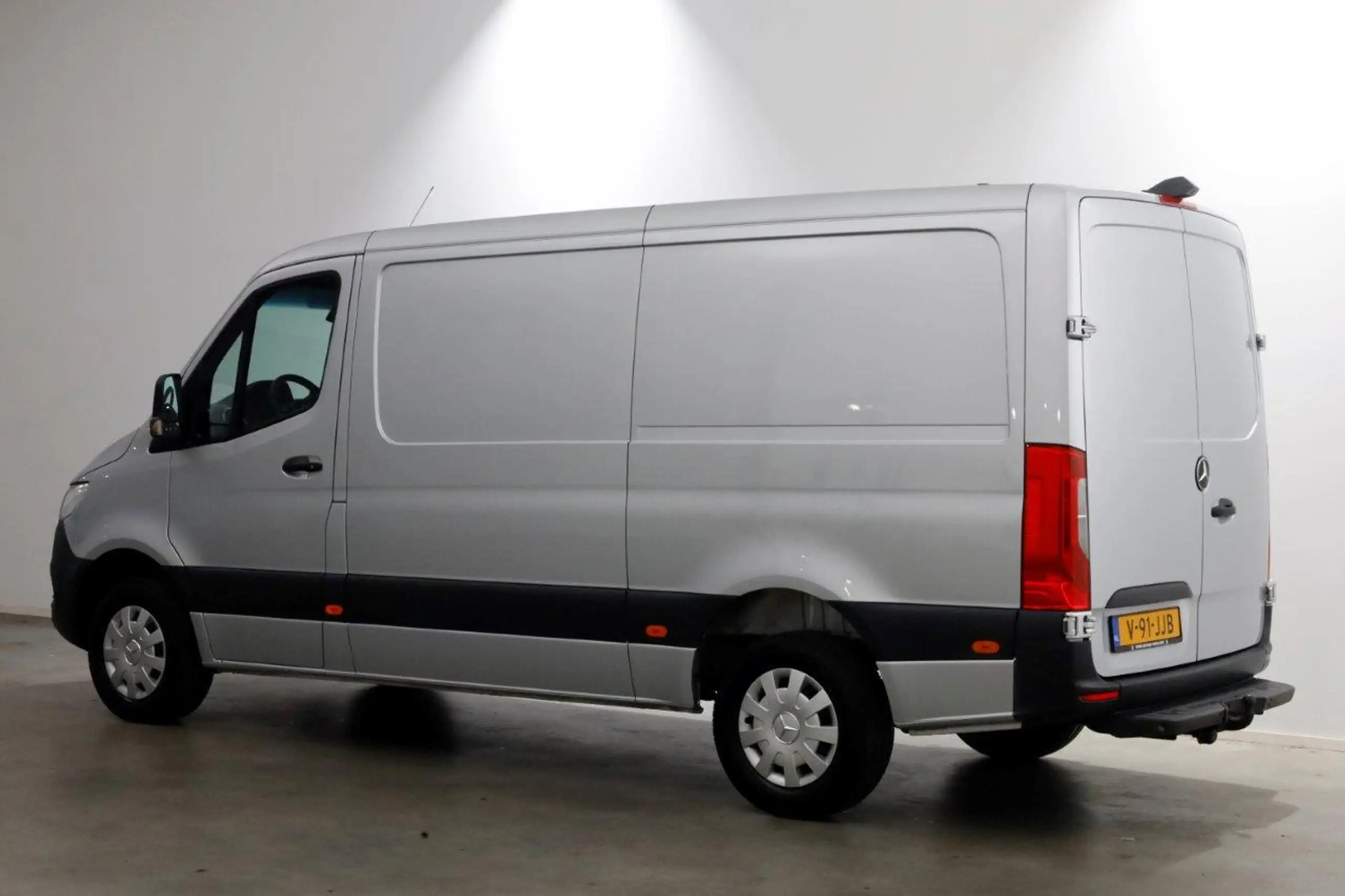 Mercedes-Benz - Sprinter