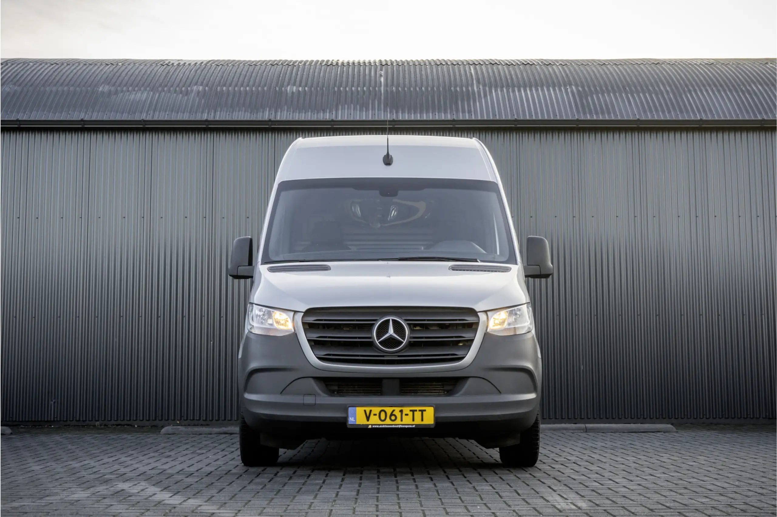 Mercedes-Benz - Sprinter